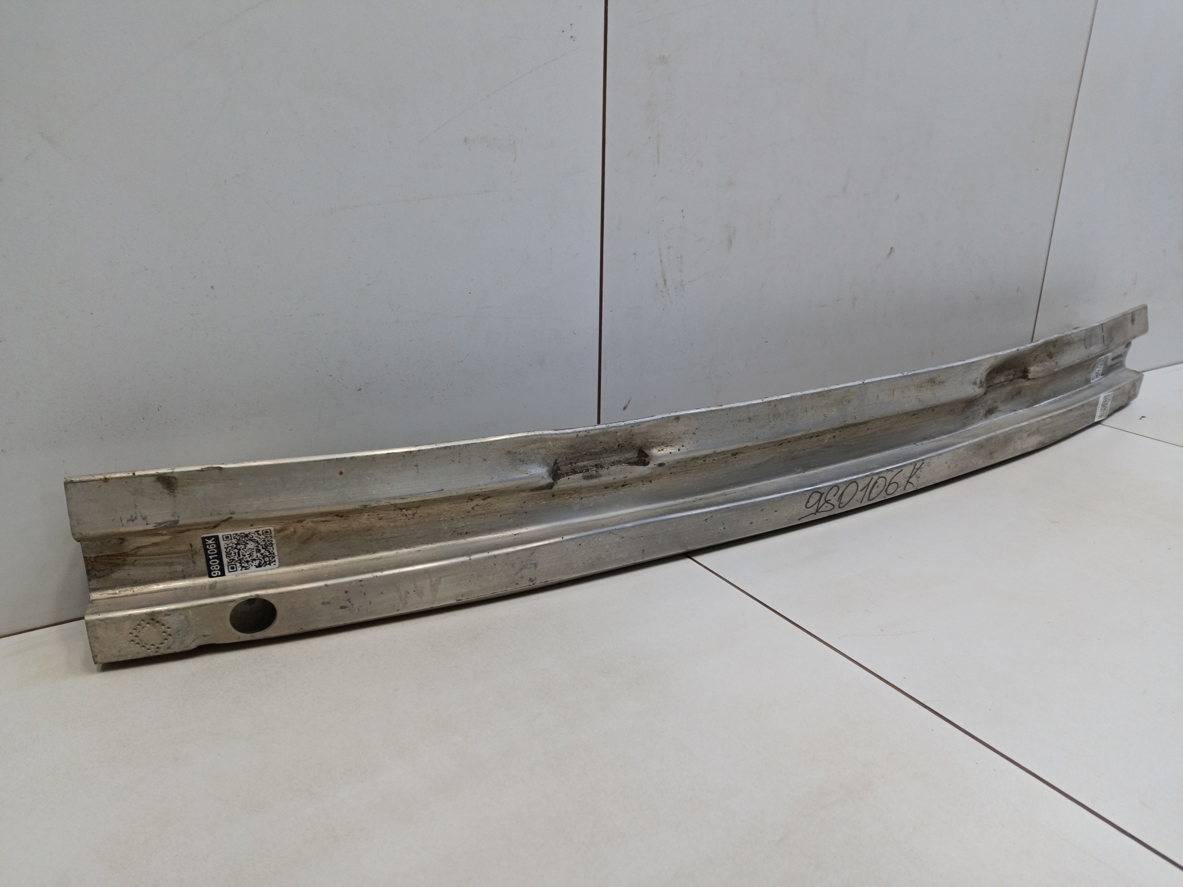 Усилитель заднего бампера Audi Q5 1