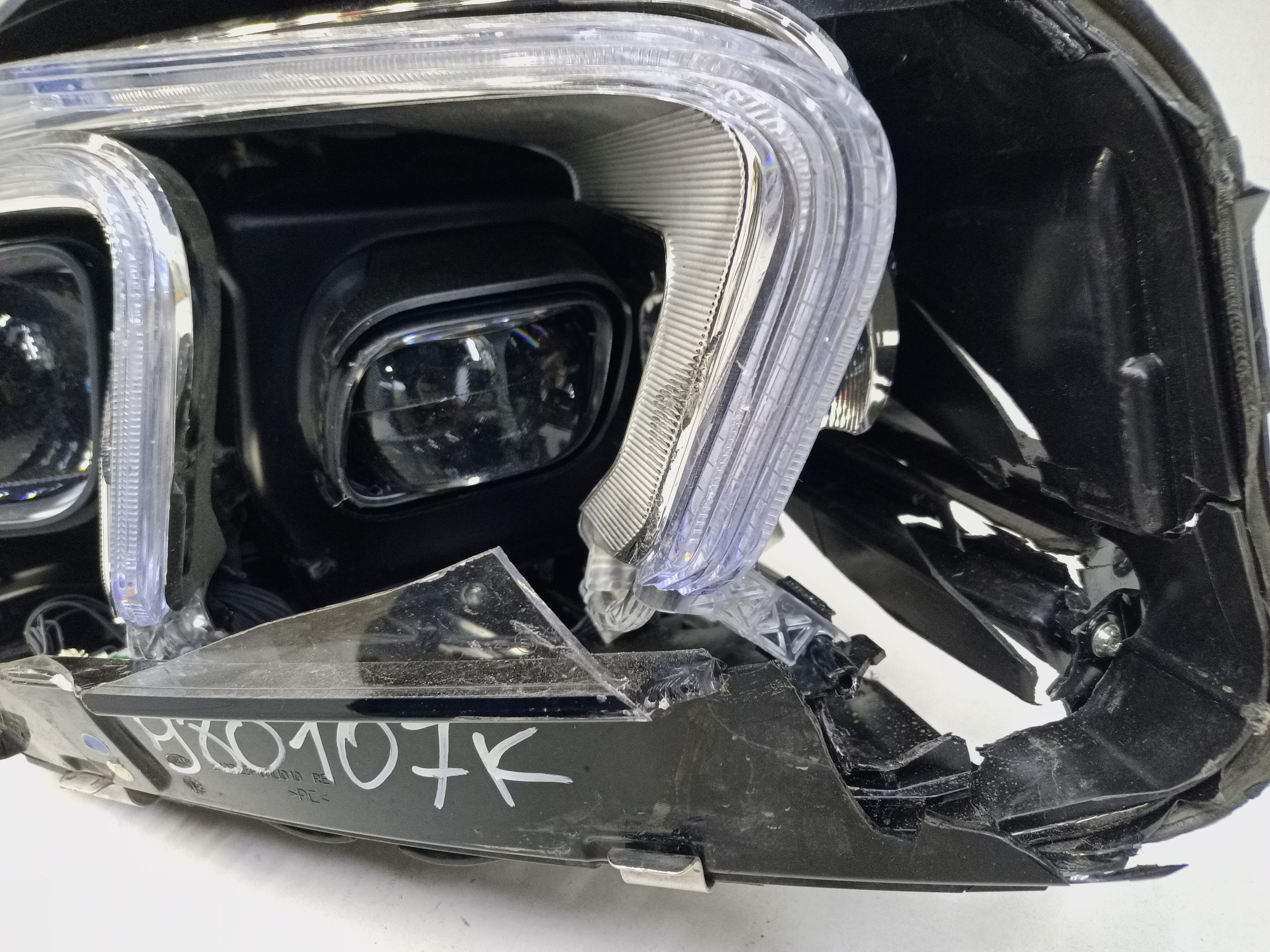 Фара передняя правая Mercedes Benz GLE-klasse V167 LED