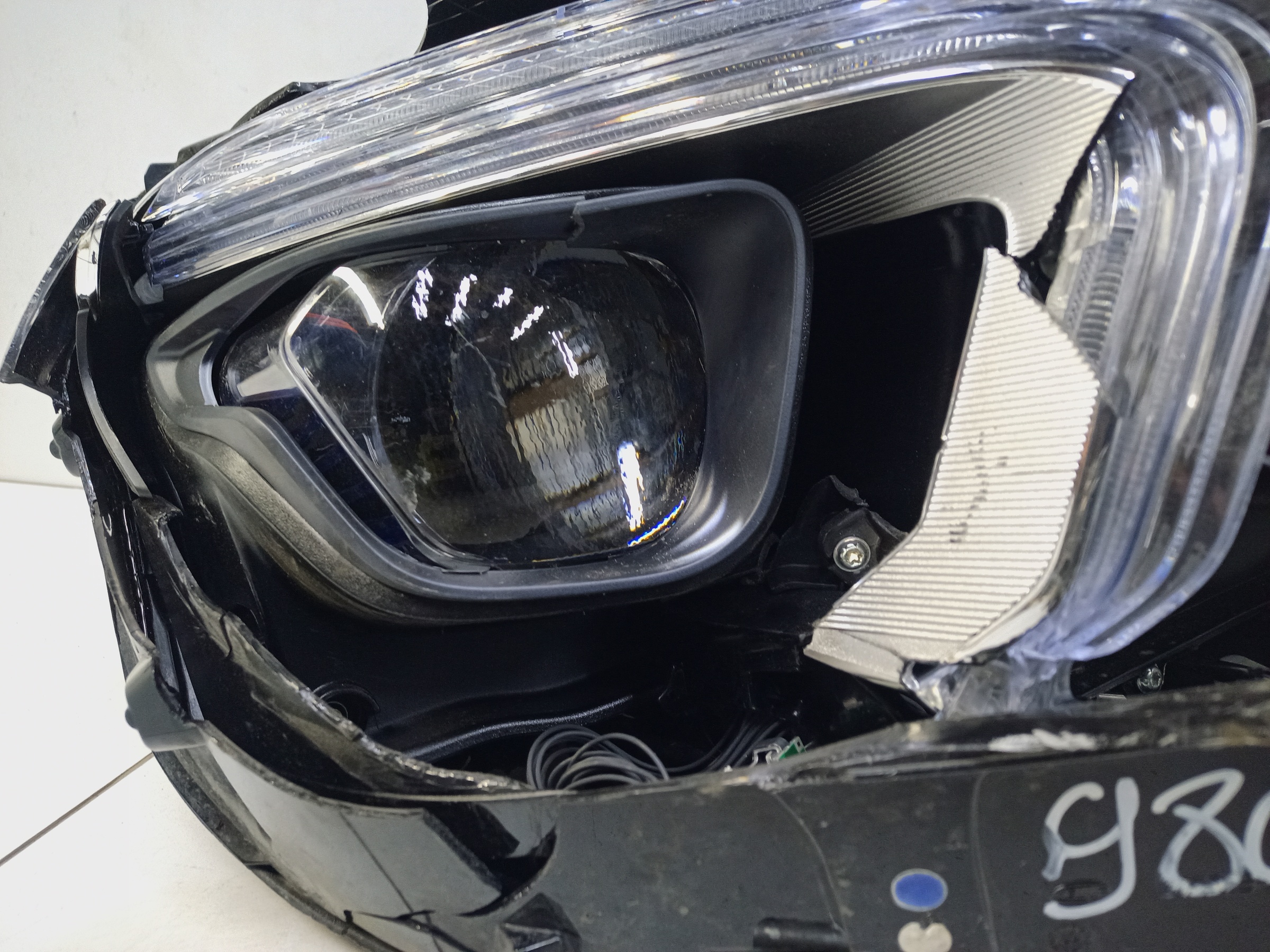 Фара передняя правая Mercedes Benz GLE-klasse V167 LED
