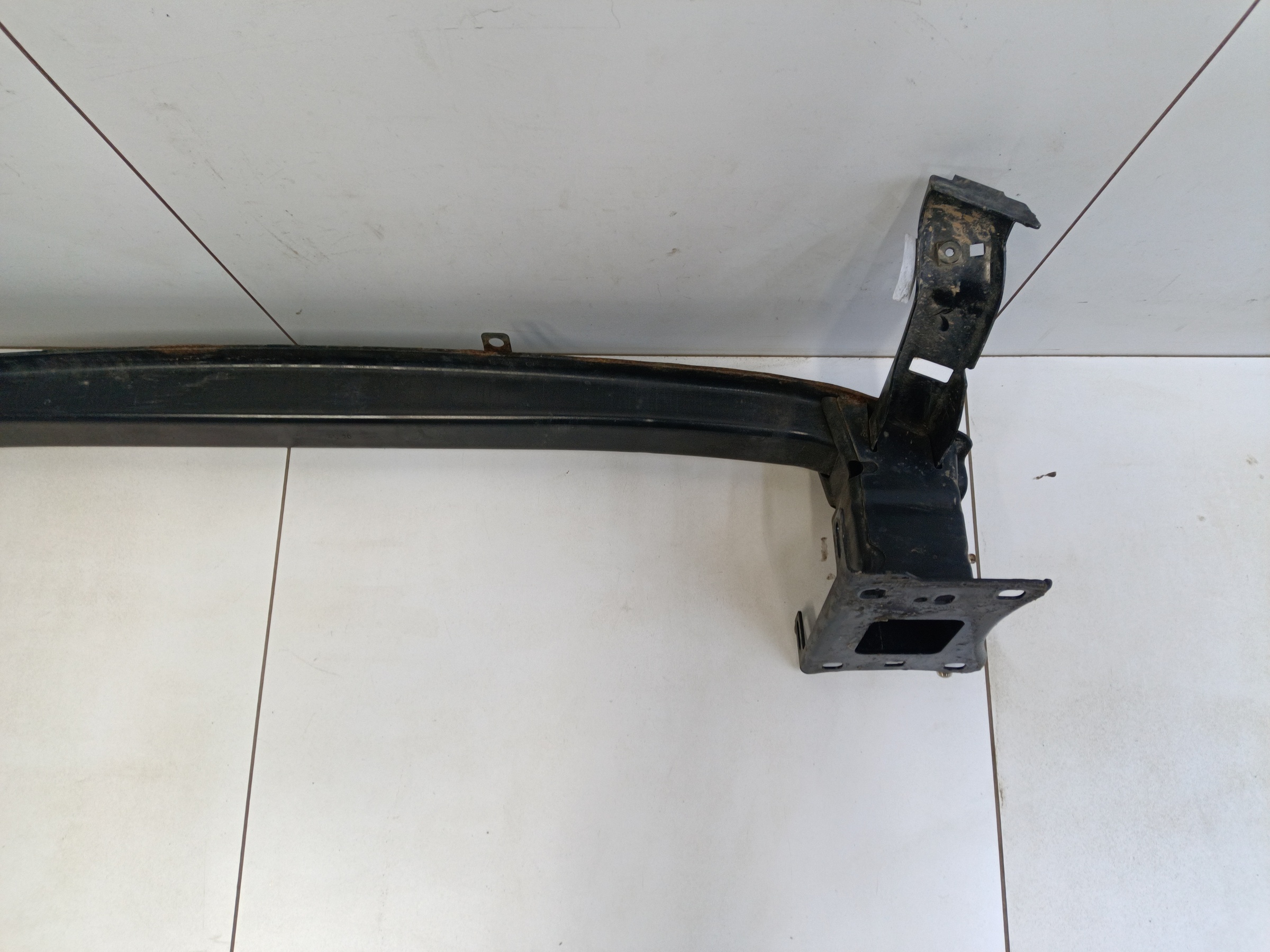 Усилитель переднего бампера Skoda Kodiaq