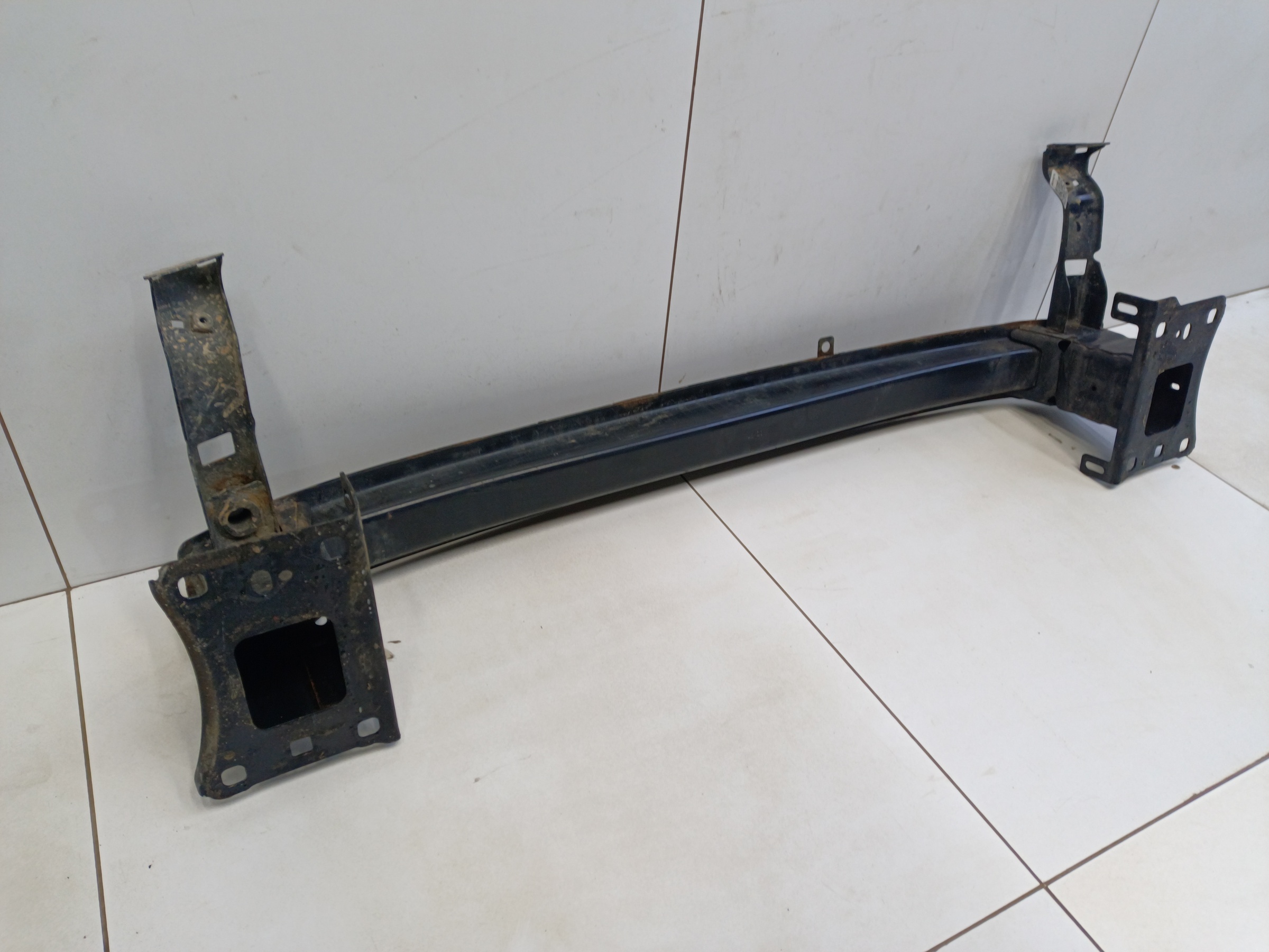 Усилитель переднего бампера Skoda Kodiaq