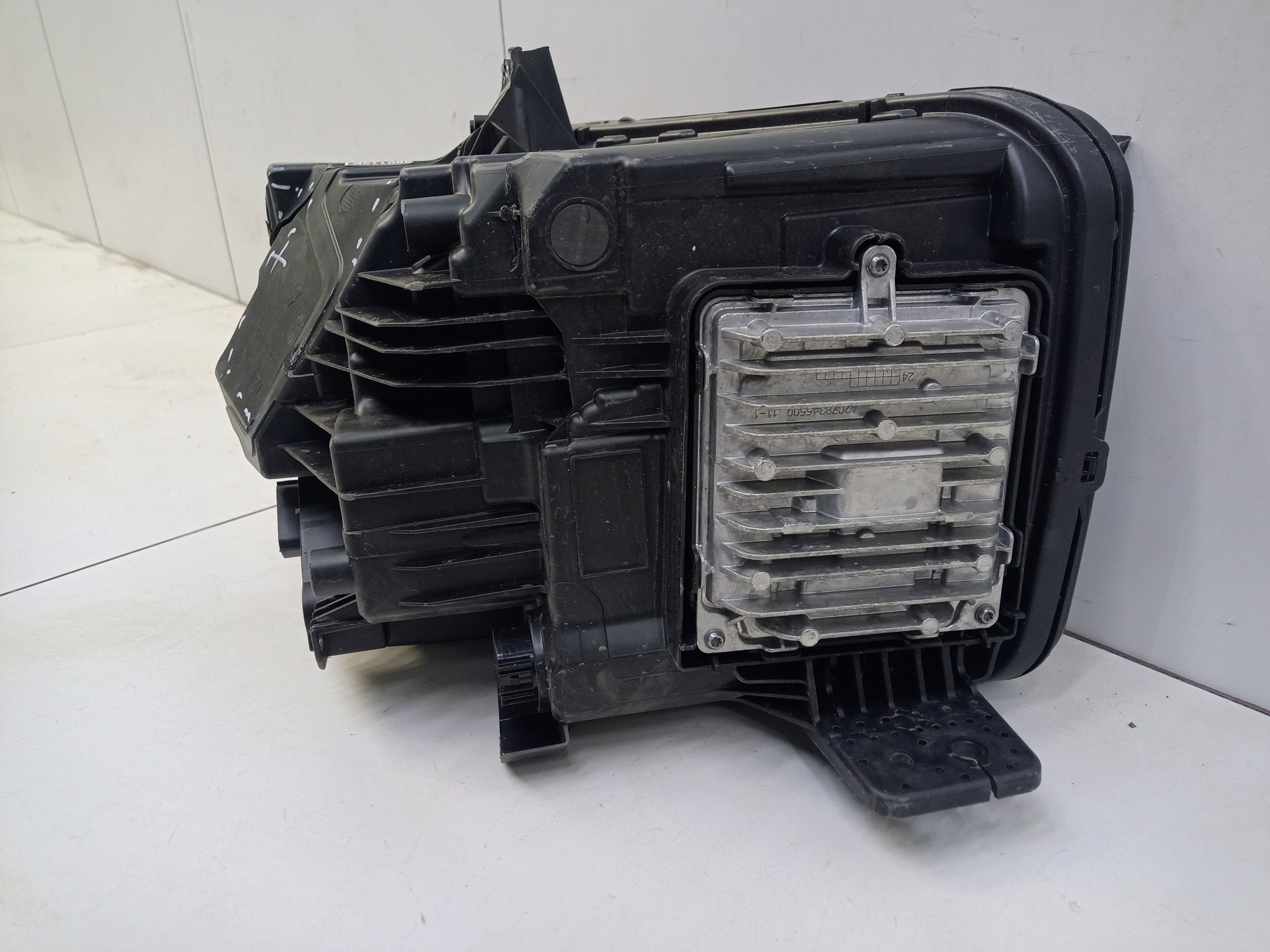 Фара передняя правая Haval F7 2 LED