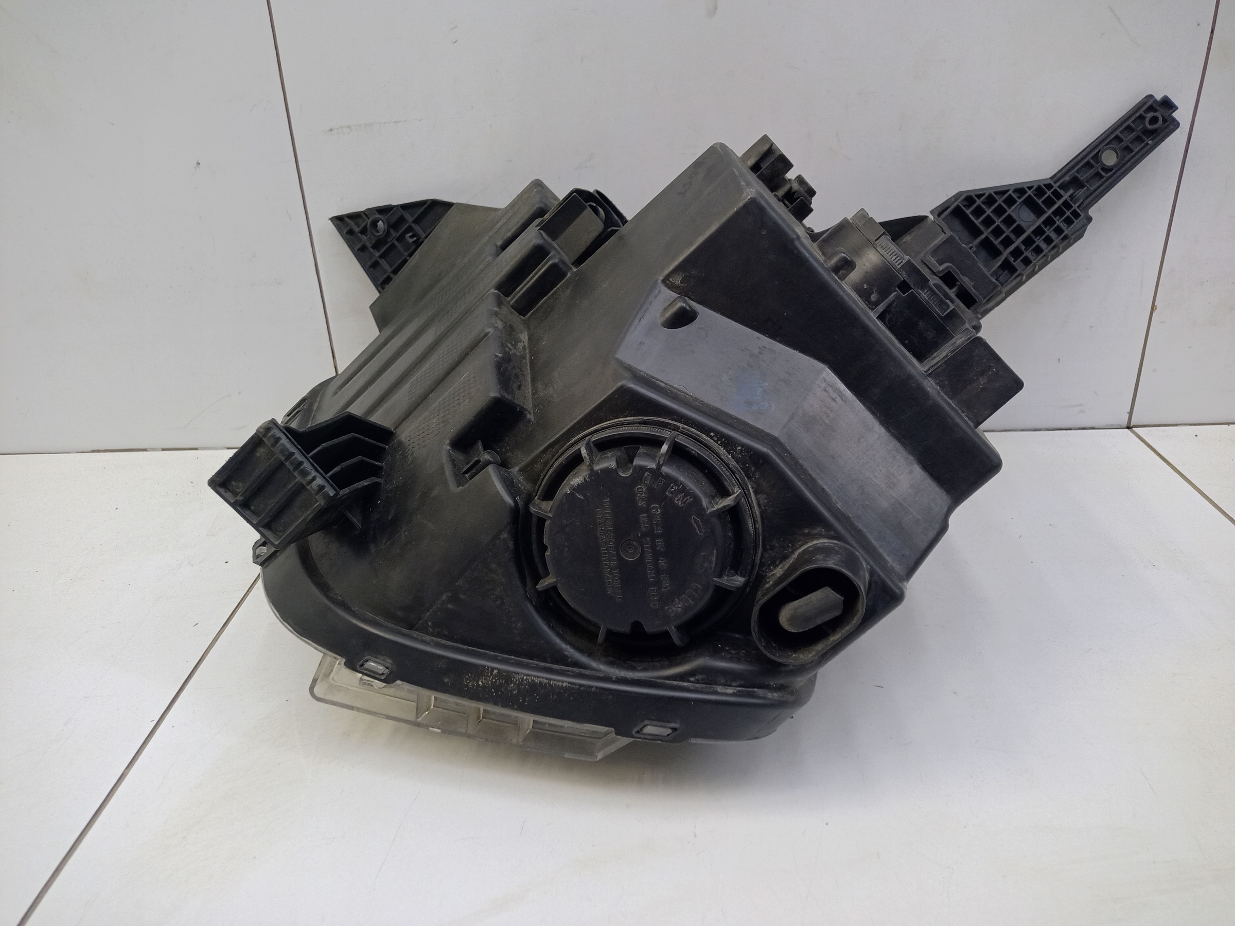 Фара передняя правая Hyundai Creta 2 галоген