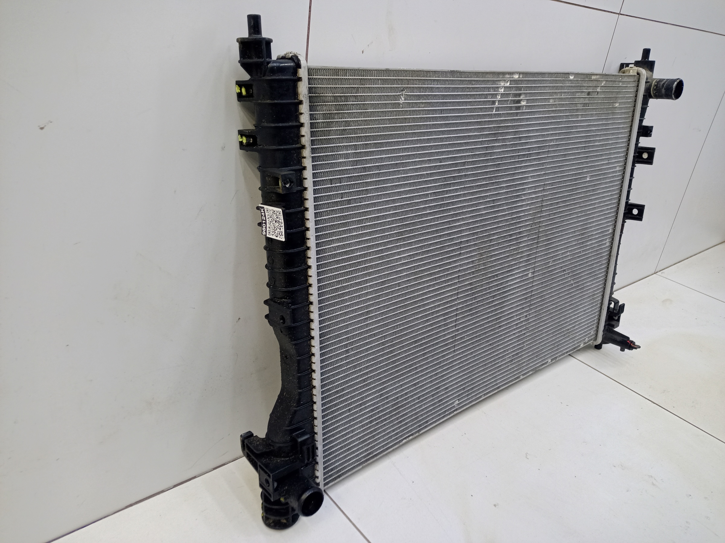 Радиатор охлаждения двигателя Haval M6 2