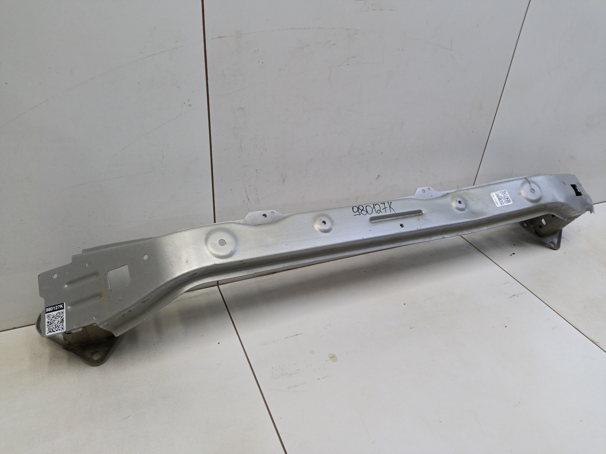 Усилитель переднего бампера Haval M6 2