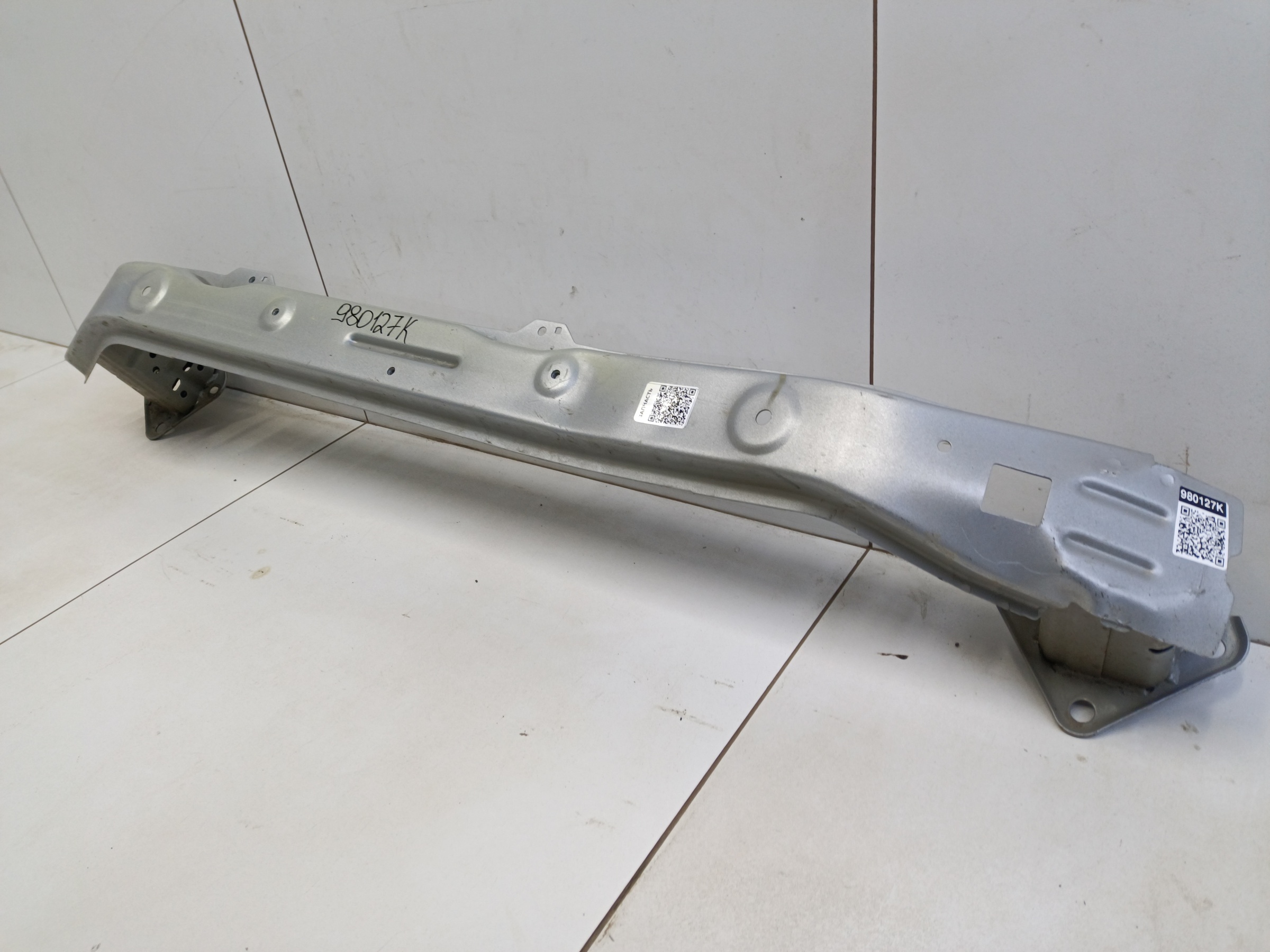 Усилитель переднего бампера Haval M6 2