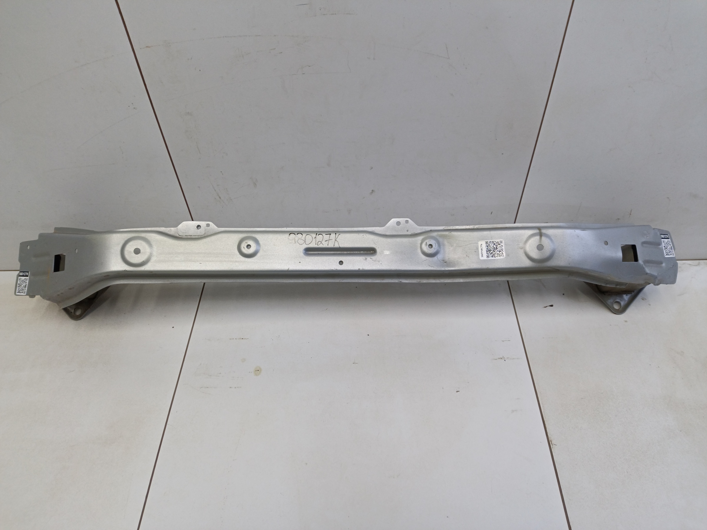 Усилитель переднего бампера Haval M6 2