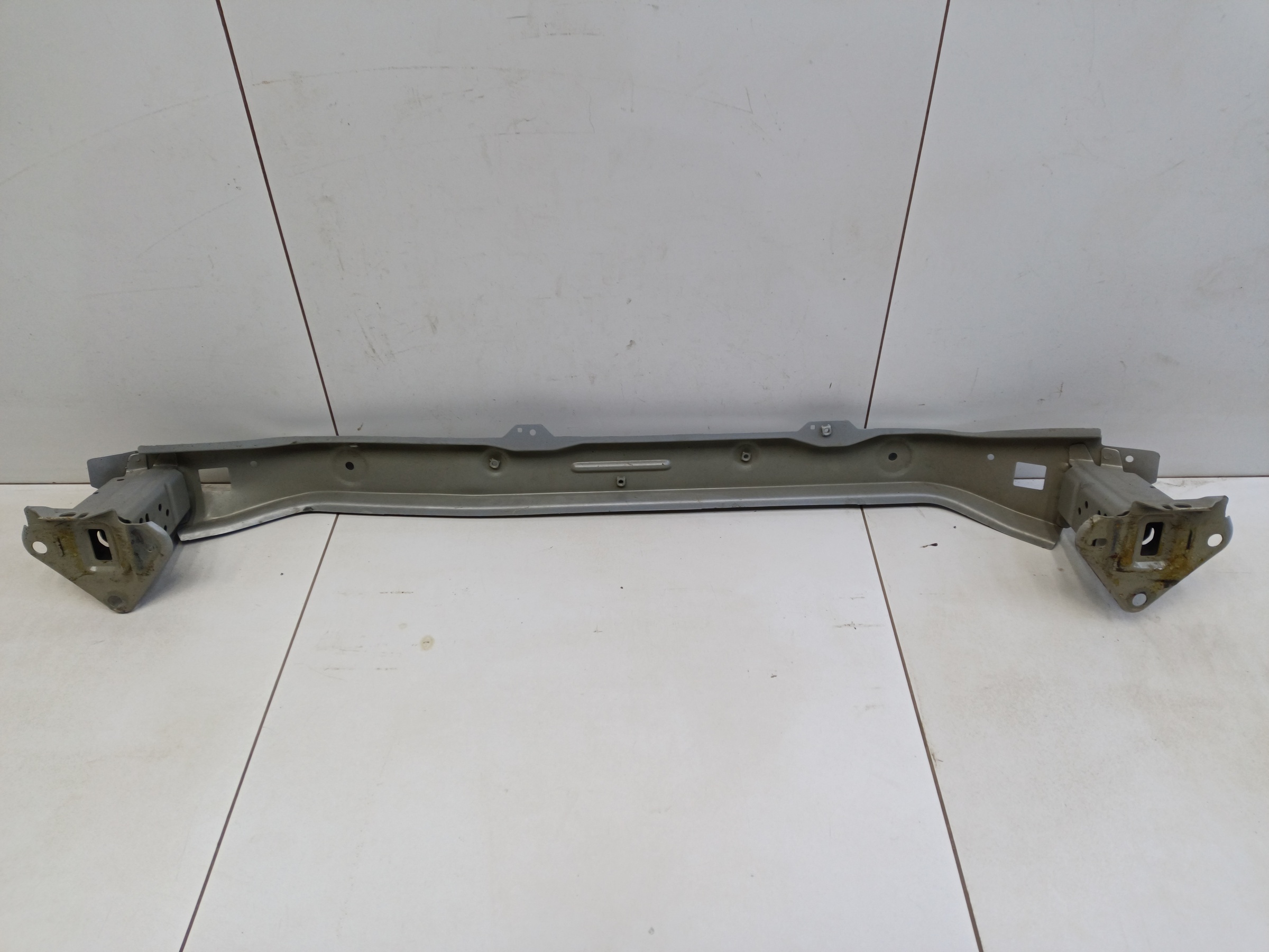 Усилитель переднего бампера Haval M6 2