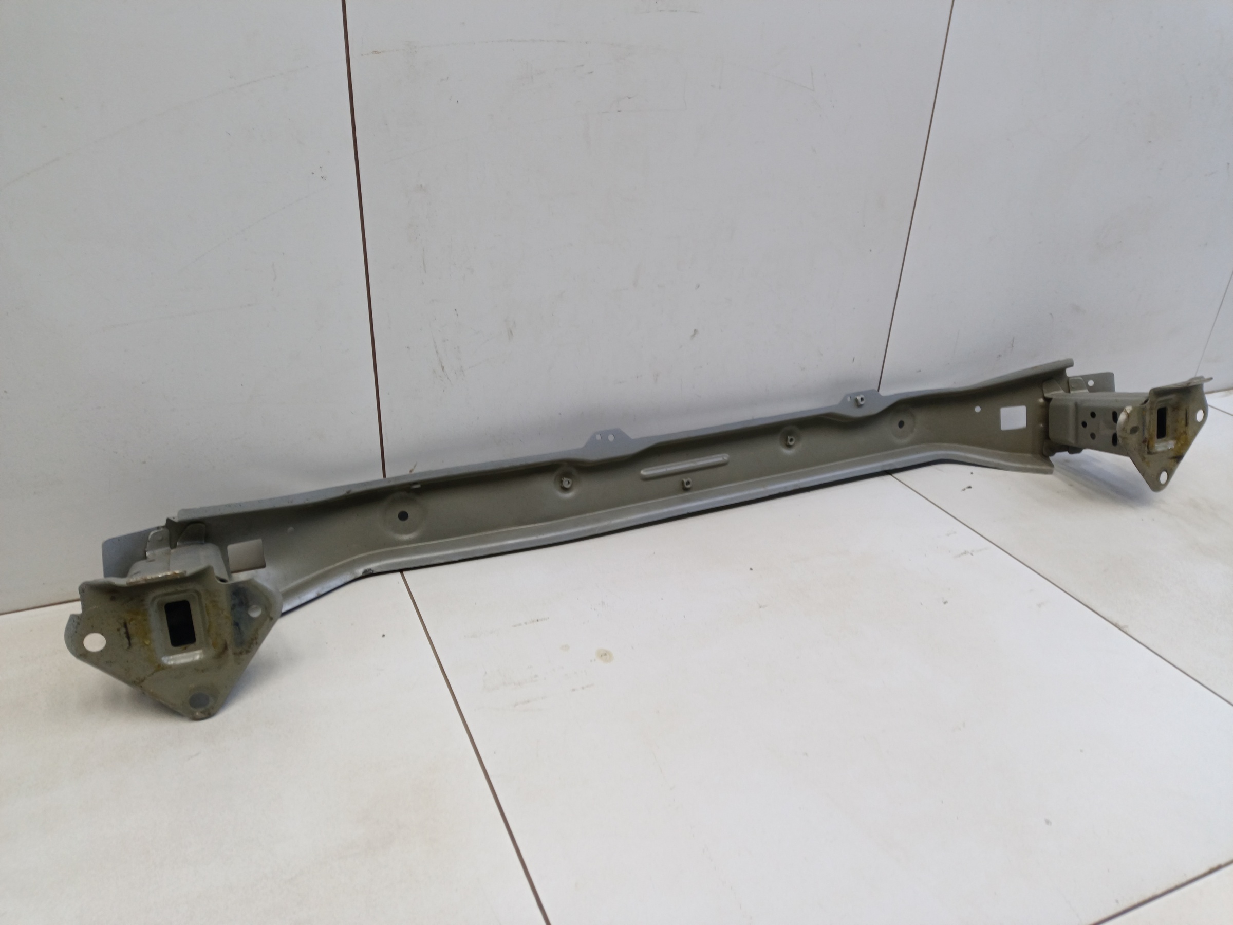 Усилитель переднего бампера Haval M6 2