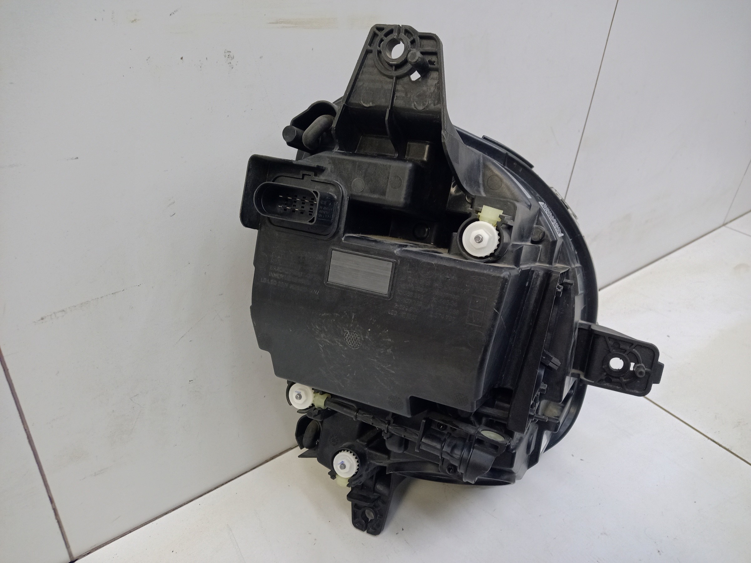 Фара передняя левая Omoda C5 LED с ПТФ