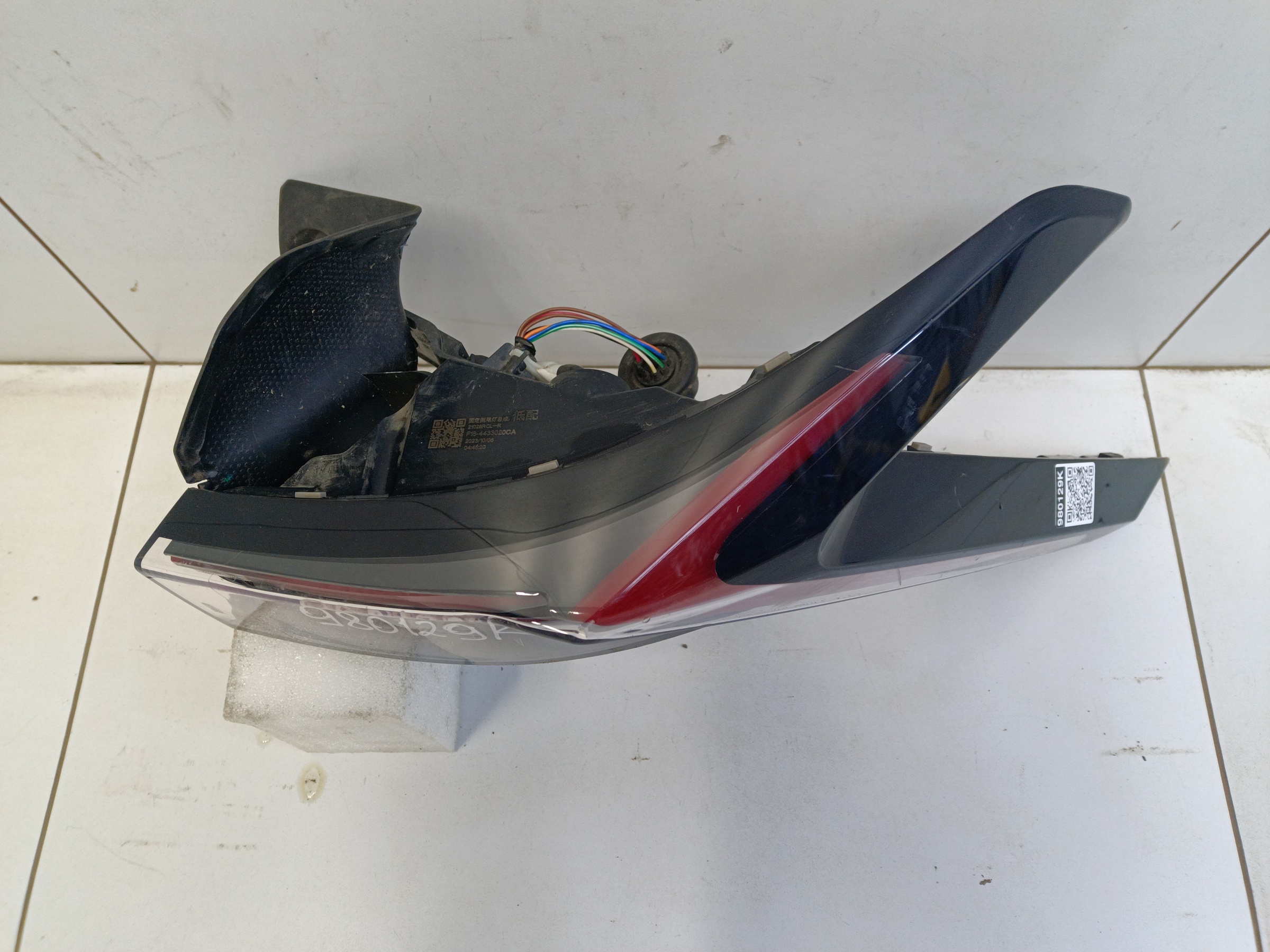 Фонарь задний правый наружный Jetour Dashing