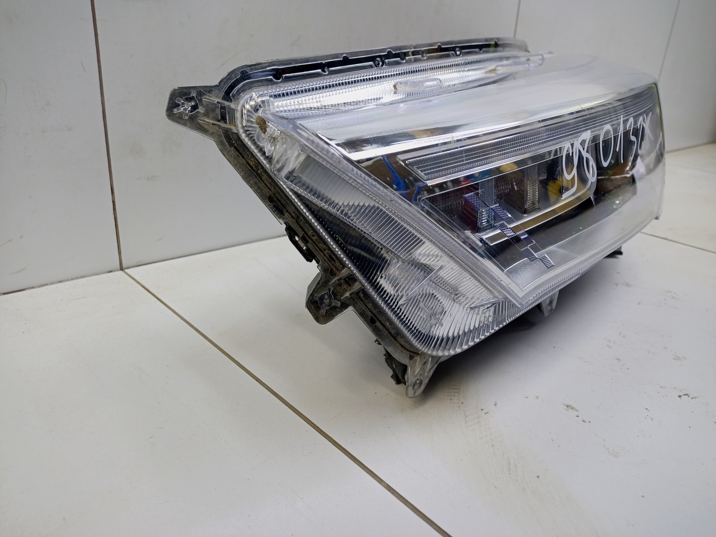 Фара передняя левая Haval M6 2 LED