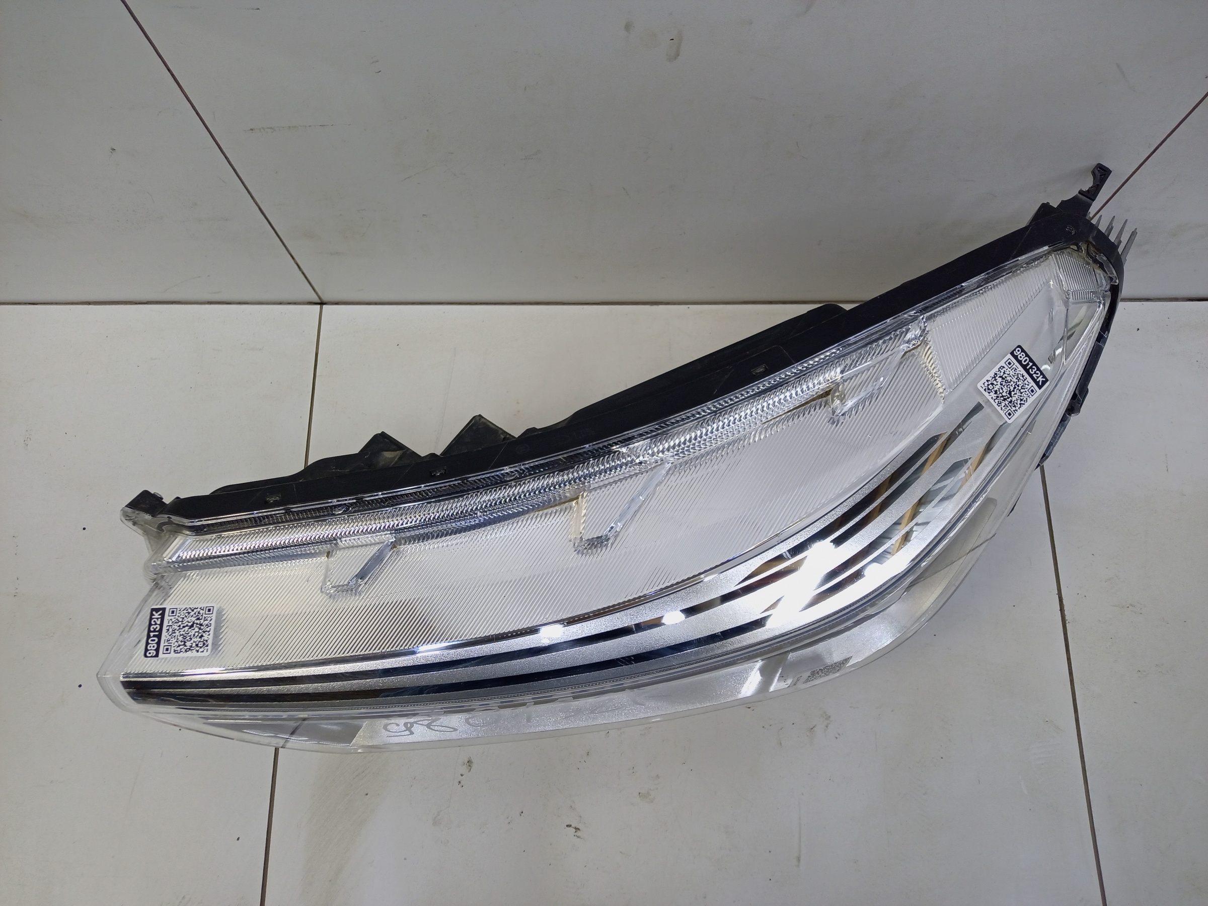 Фара передняя левая Haval M6 2 LED