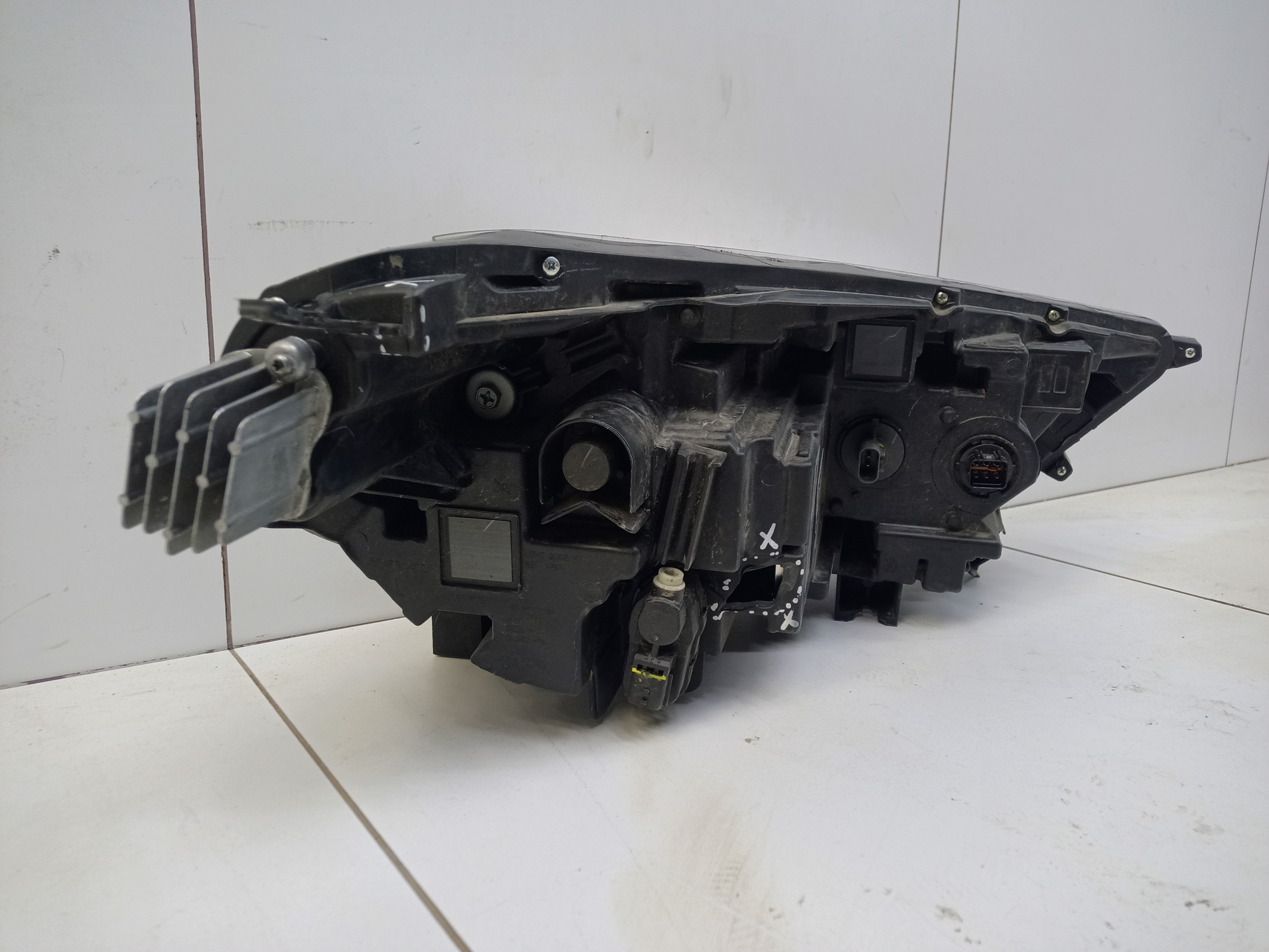 Фара передняя левая Haval M6 2 LED