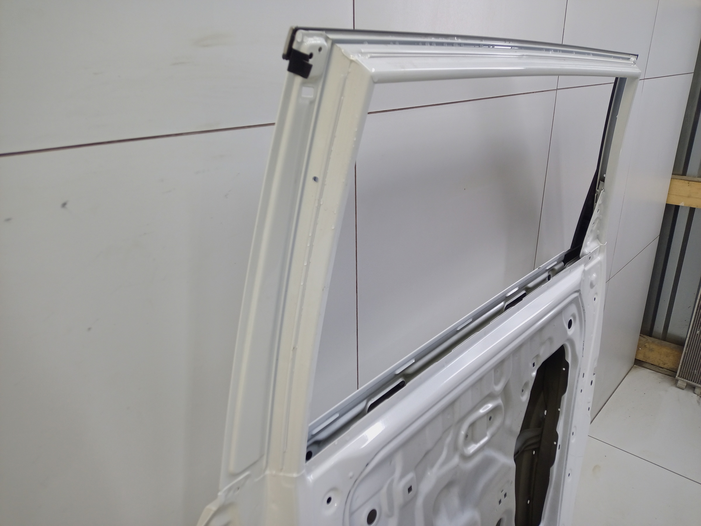 Дверь задняя правая Geely Okavango Restail