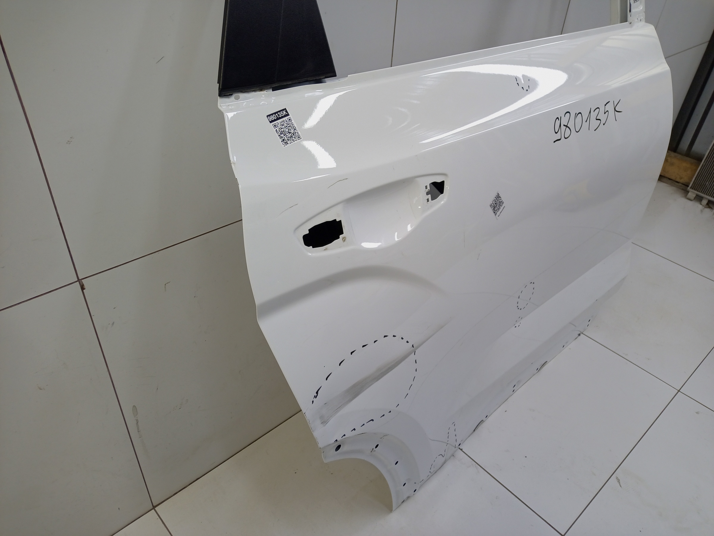 Дверь задняя правая Geely Okavango Restail