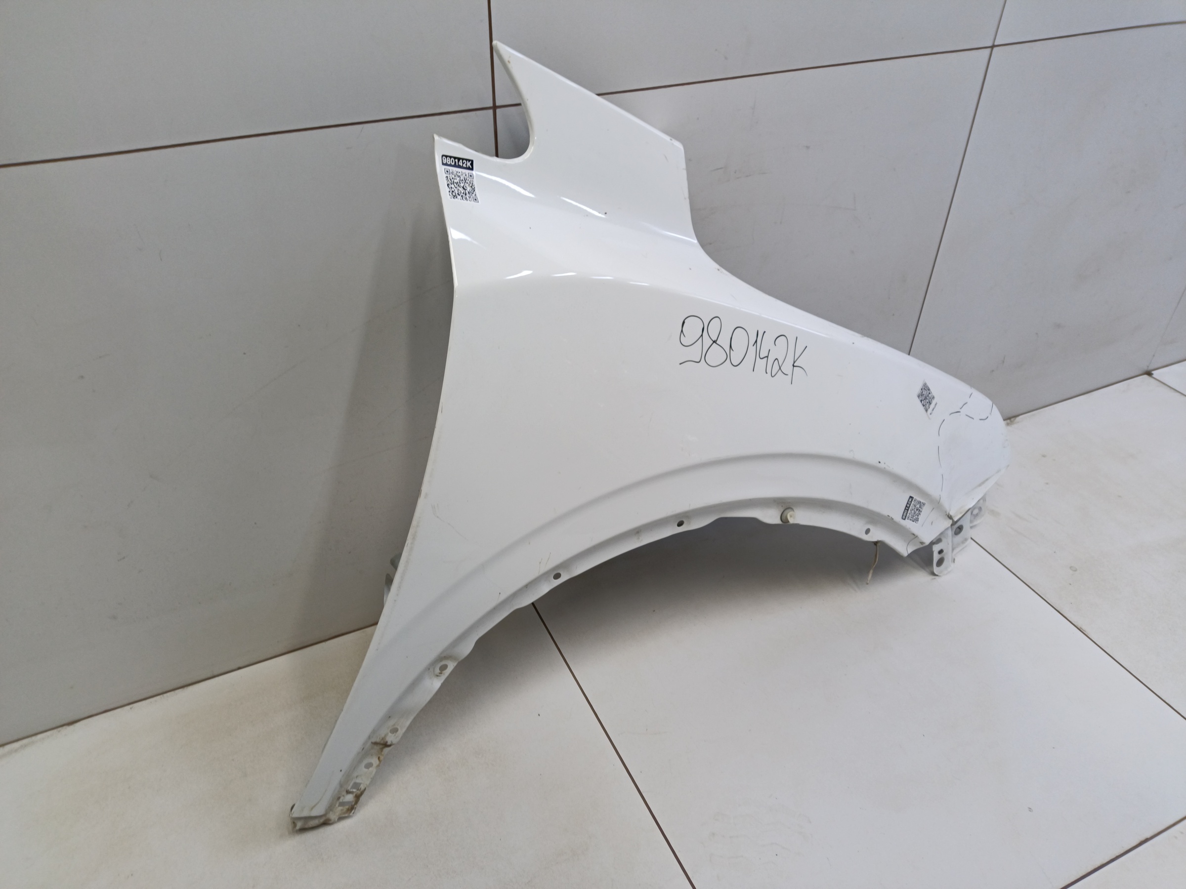 Крыло переднее правое Geely Coolray