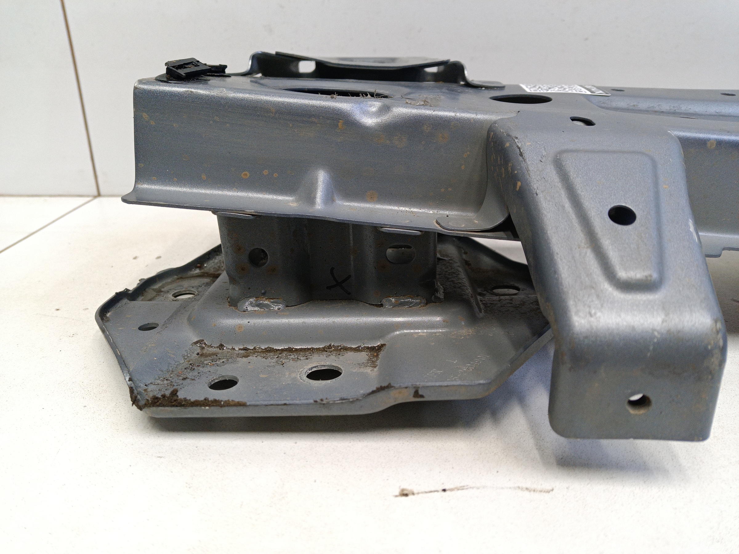 Усилитель заднего бампера Jetour T2