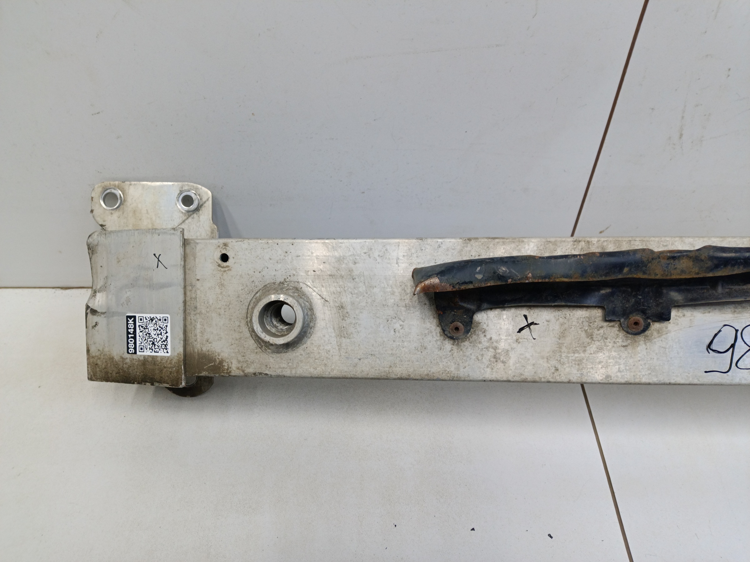 Усилитель переднего бампера Chery Tiggo 4