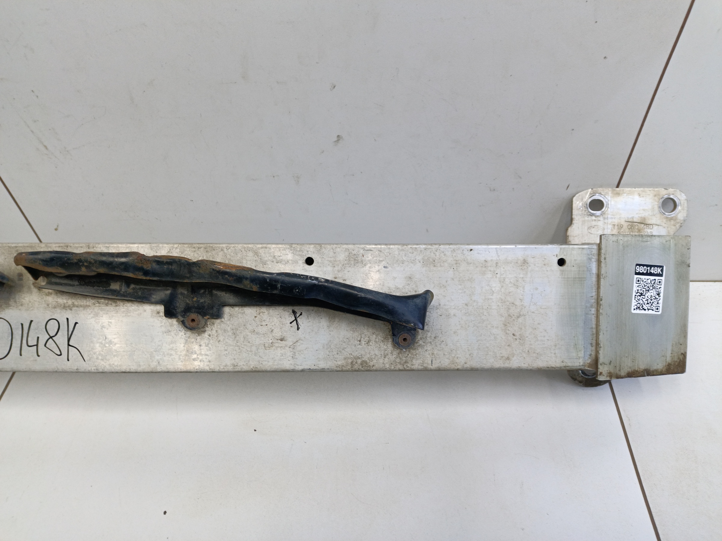 Усилитель переднего бампера Chery Tiggo 4