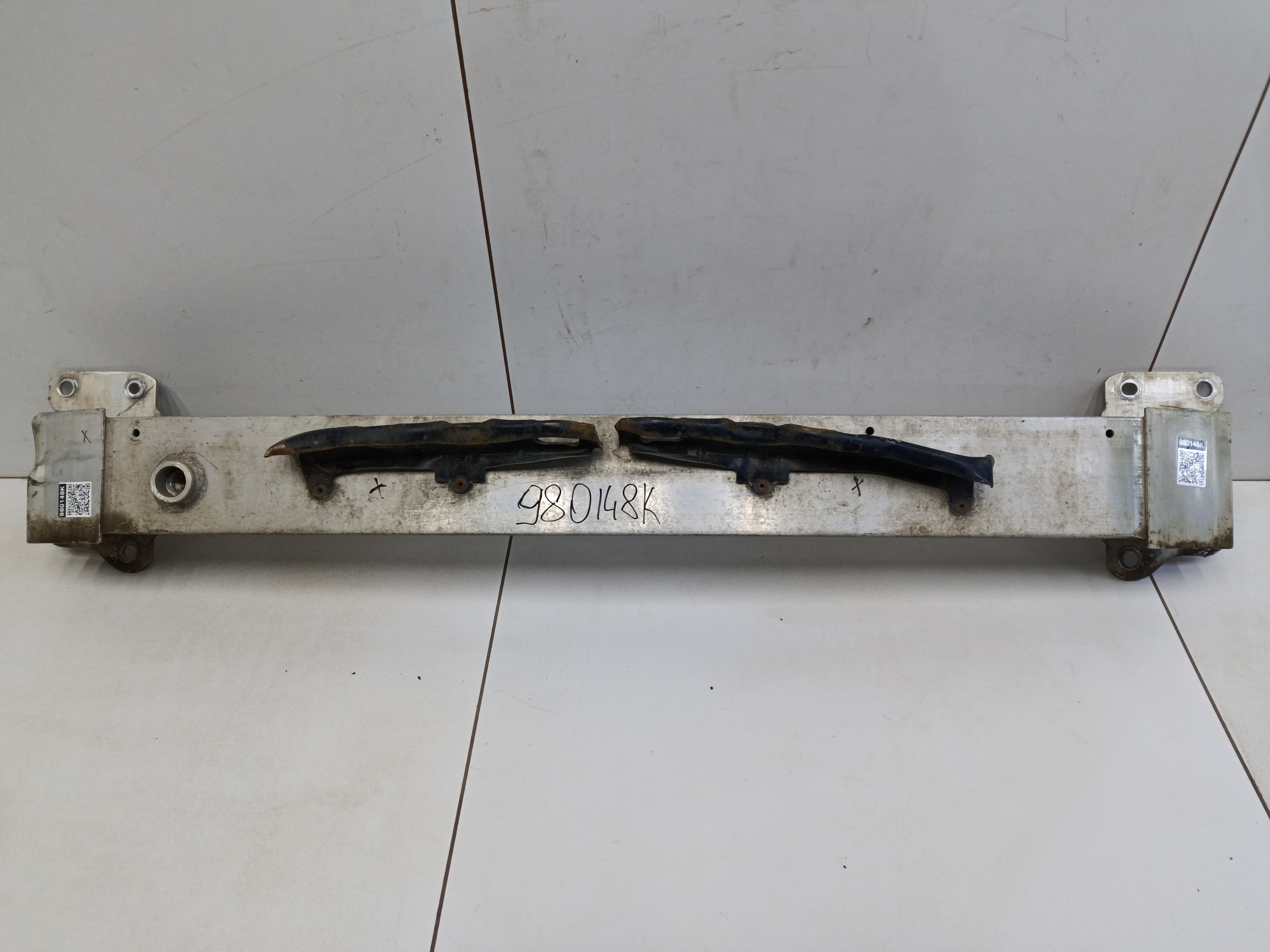 Усилитель переднего бампера Chery Tiggo 4