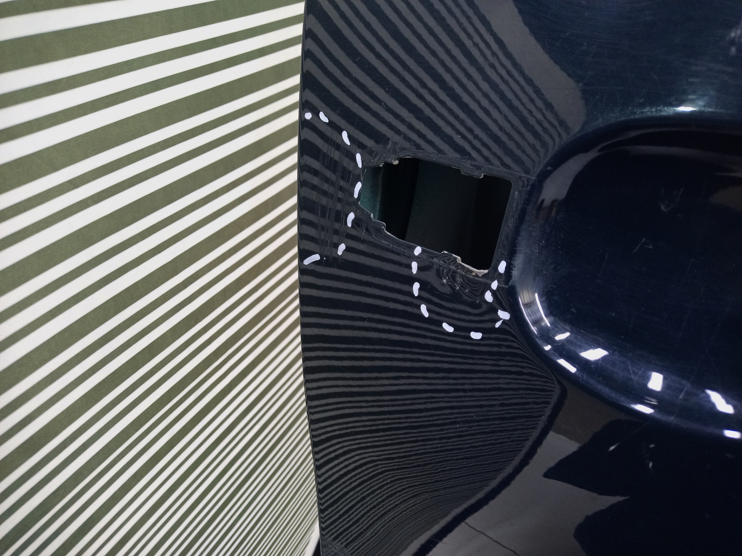 Дверь передняя правая Lada Niva Travel