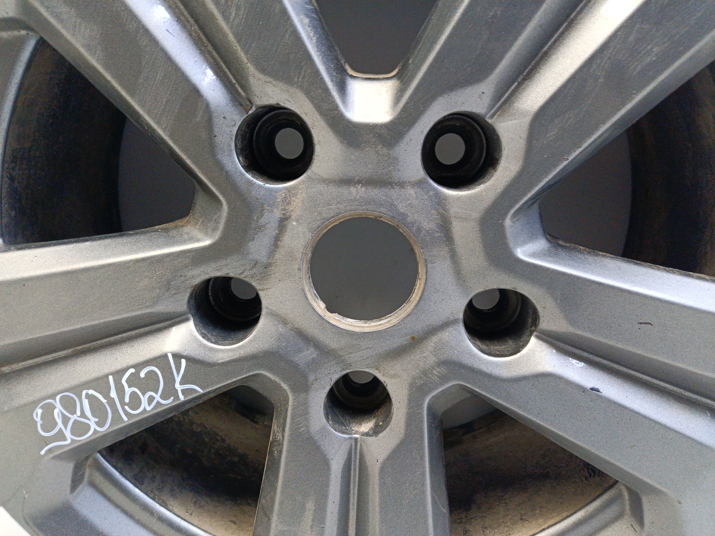 Диск колеса литой Chevrolet Niva R16