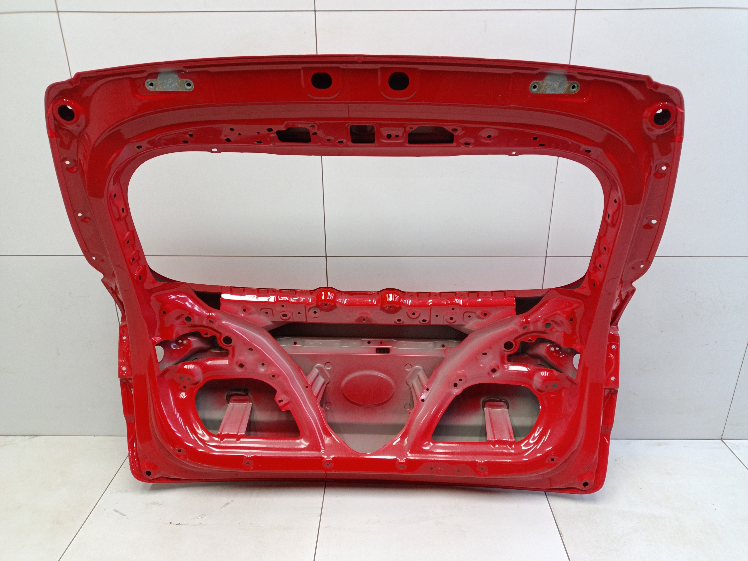 Крышка багажника Geely Coolray