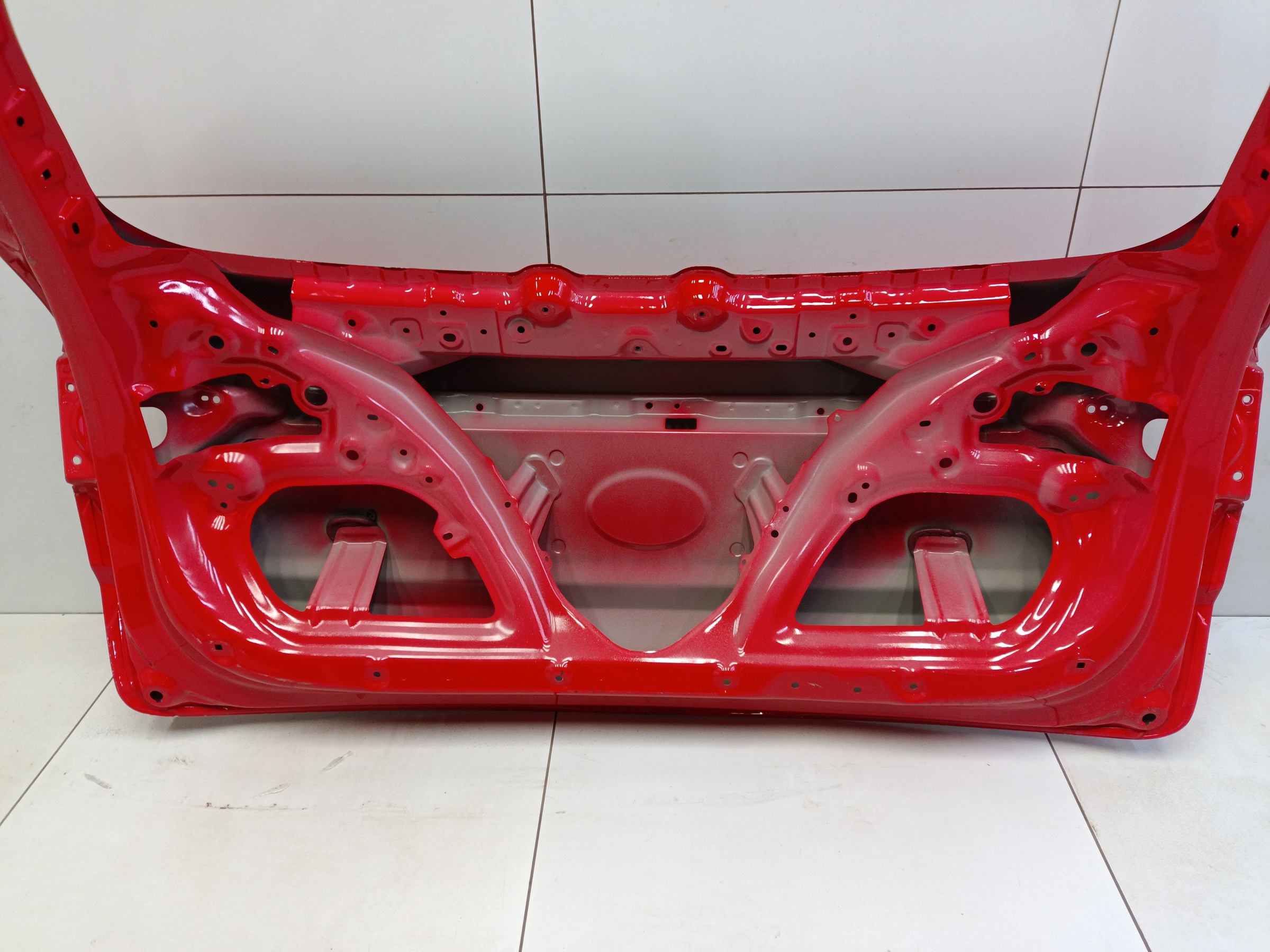 Крышка багажника Geely Coolray