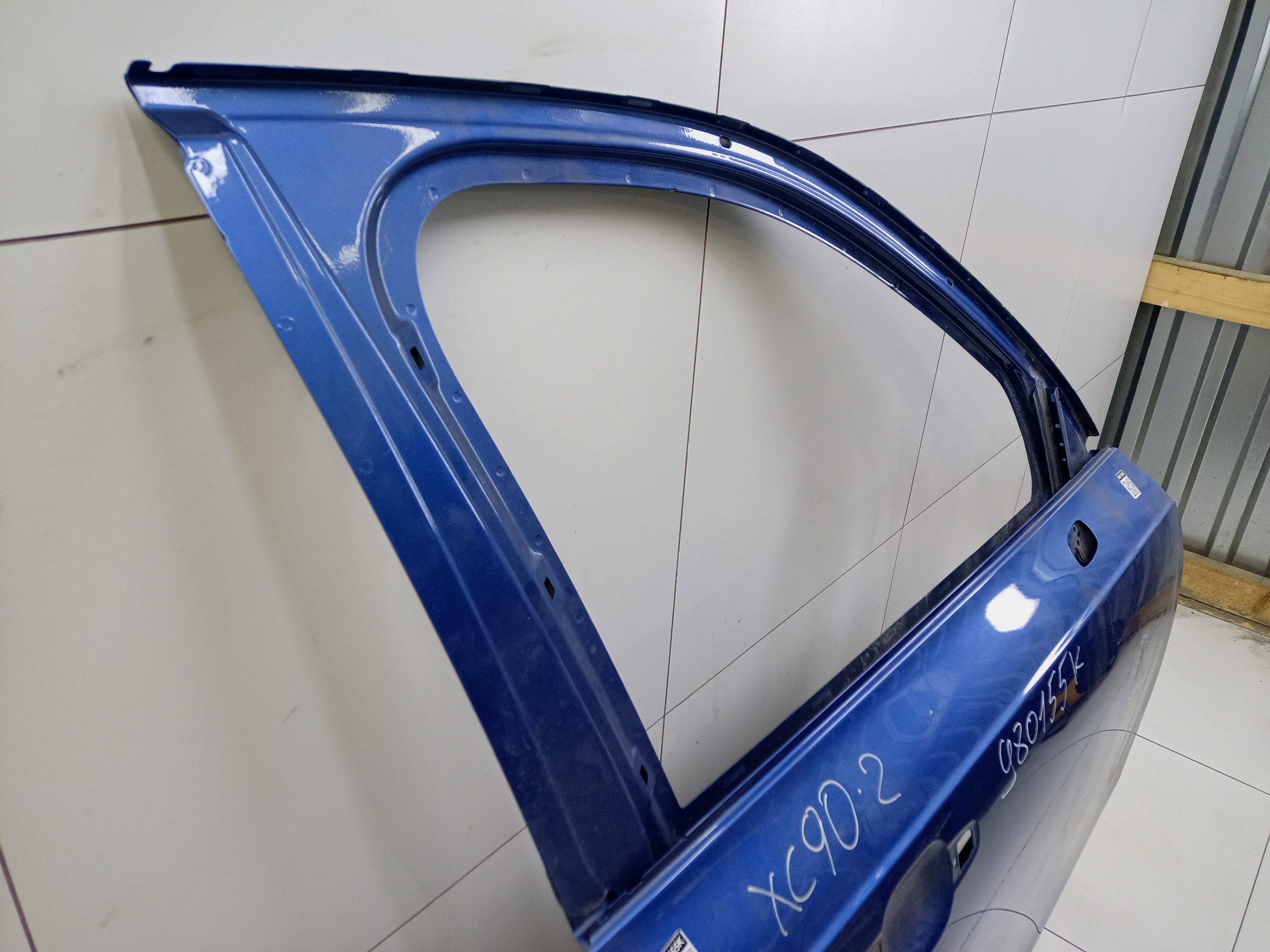 Дверь передняя правая Volvo XC90 2