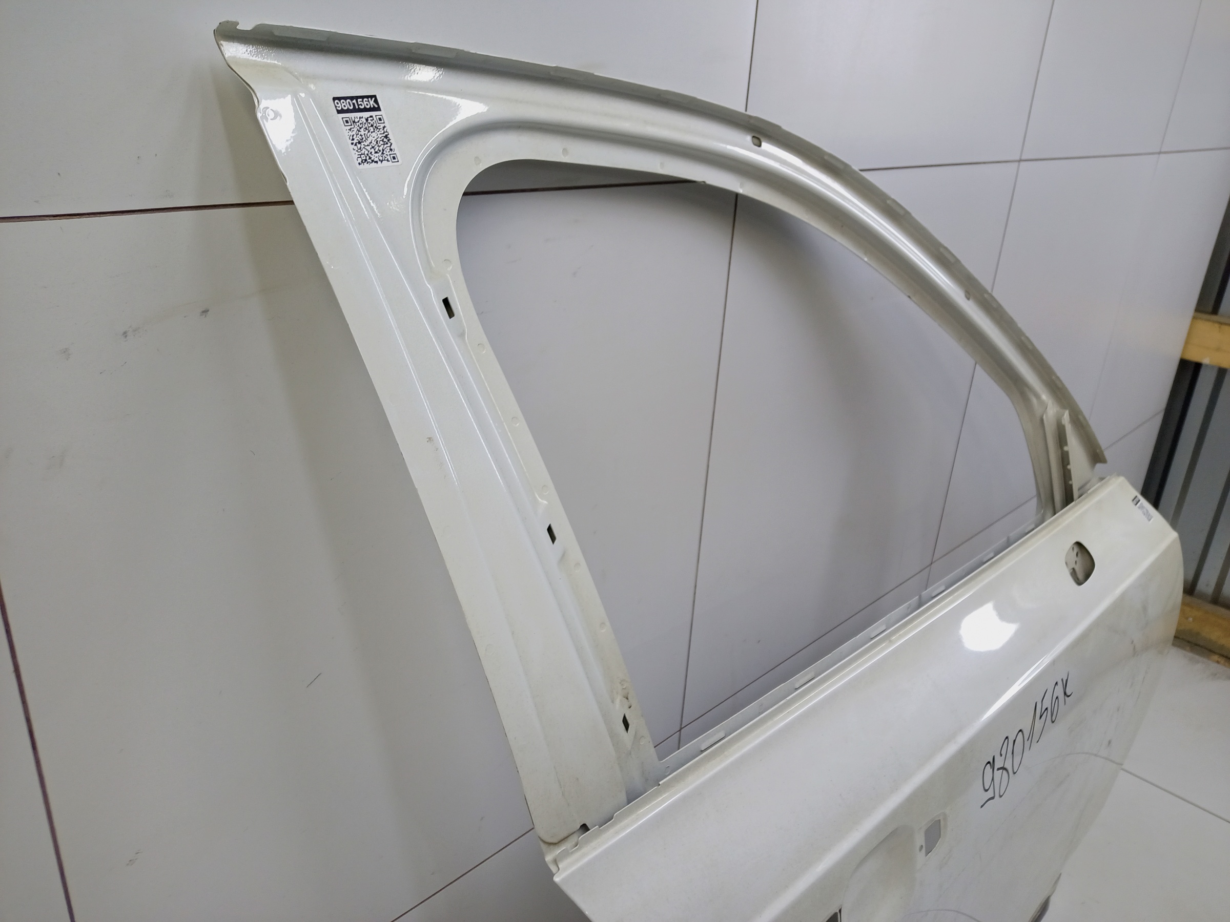 Дверь передняя правая Volvo XC90 2