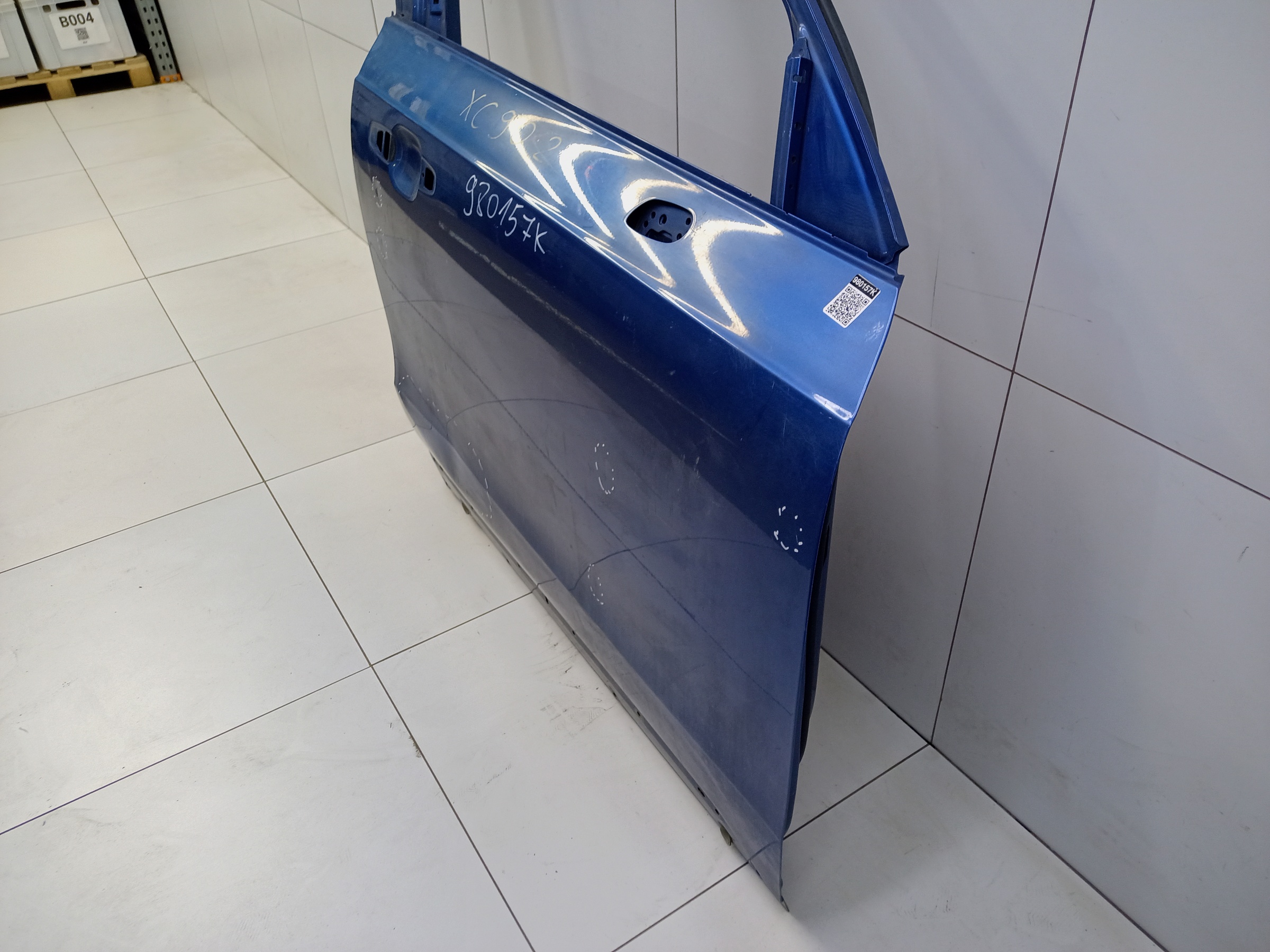 Дверь передняя правая Volvo XC90 2