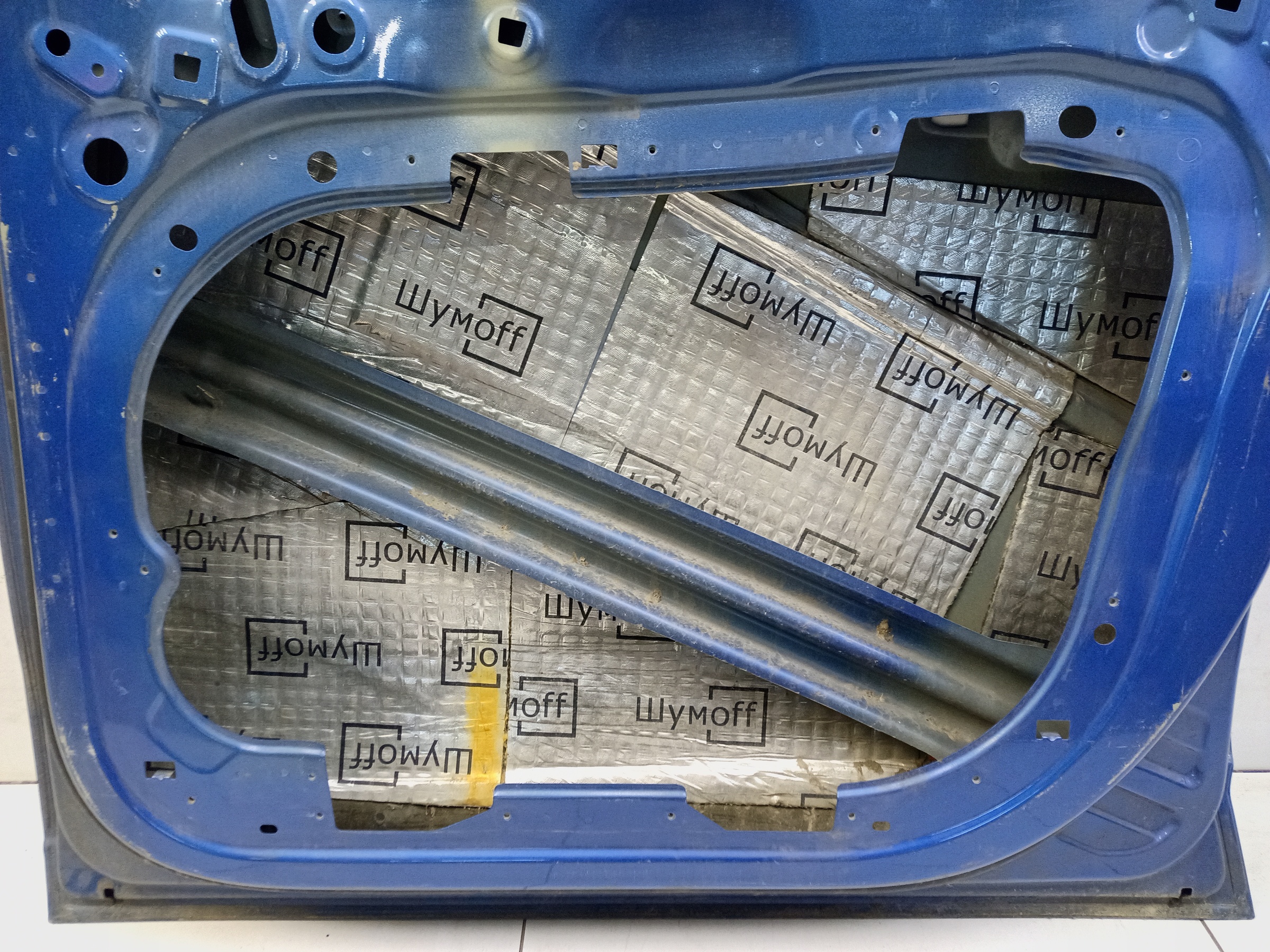 Дверь передняя правая Volvo XC90 2