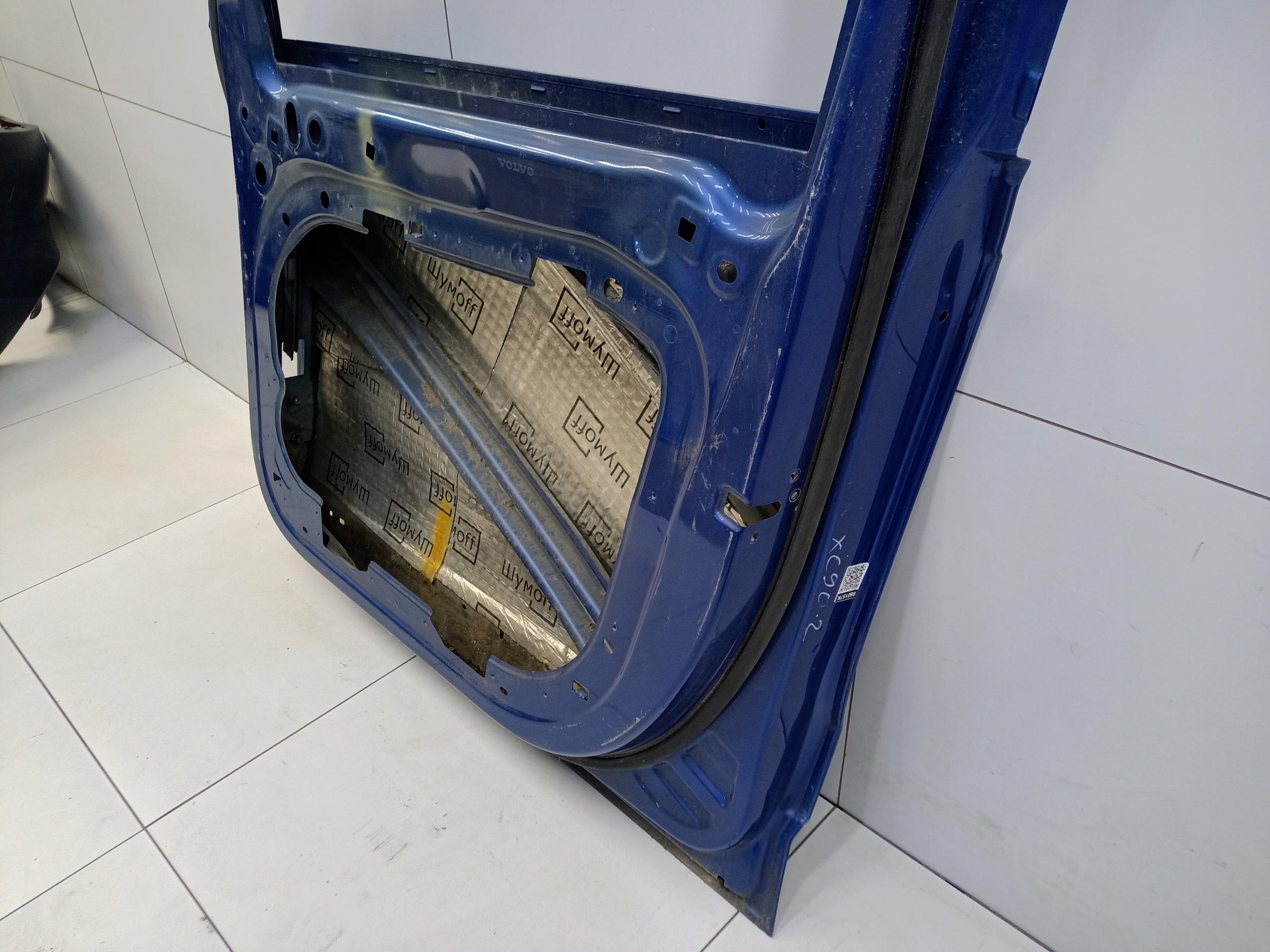 Дверь передняя правая Volvo XC90 2