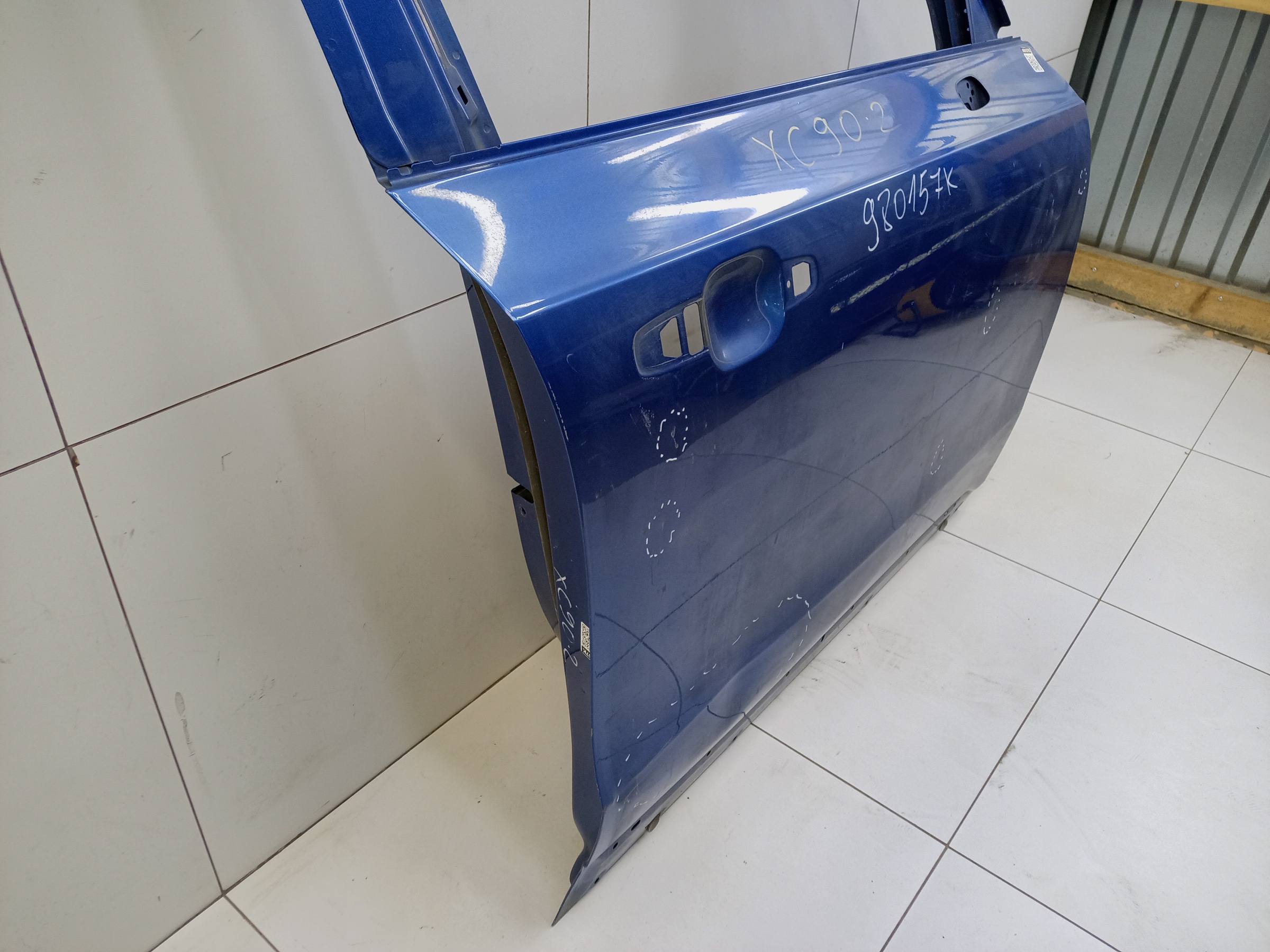 Дверь передняя правая Volvo XC90 2