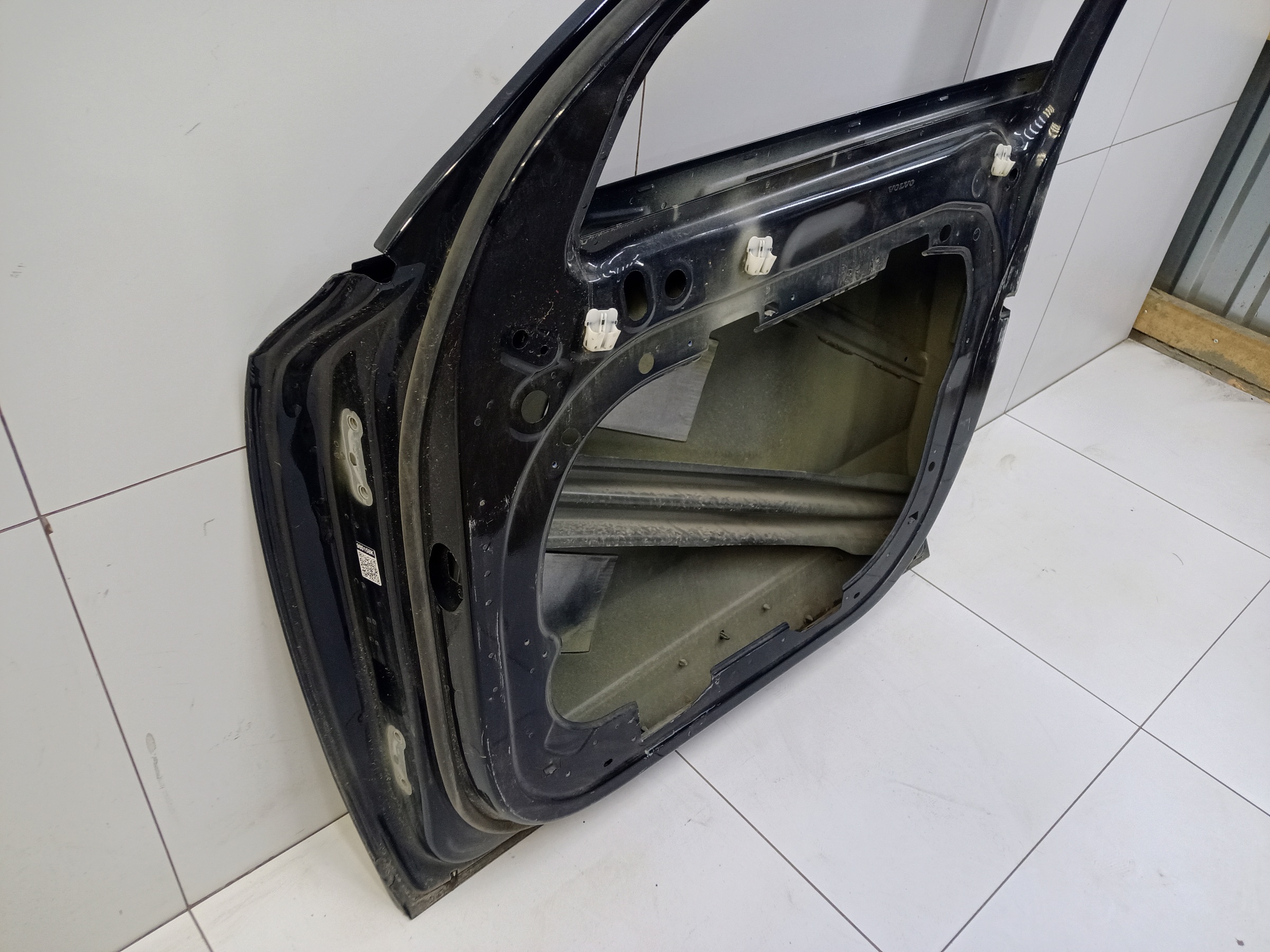 Дверь передняя правая Volvo XC90 2