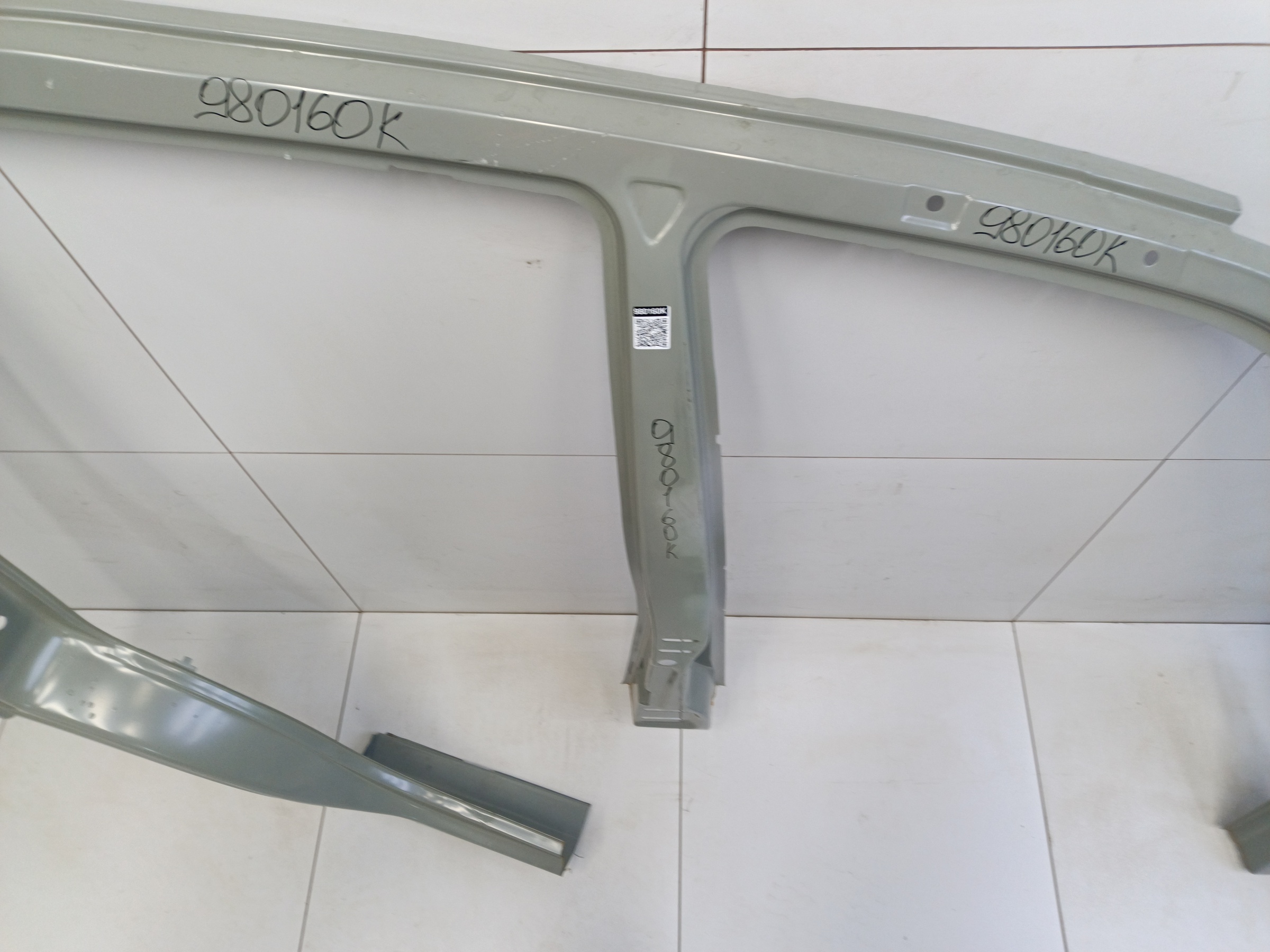 Панель кузова боковая правая Lada Niva Travel