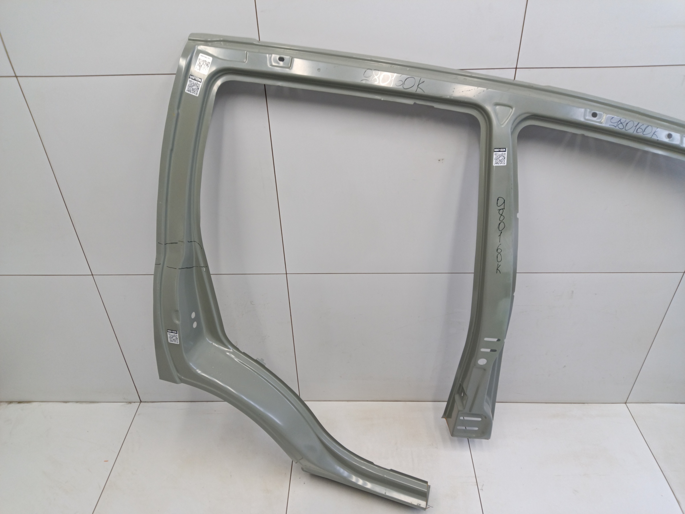 Панель кузова боковая правая Lada Niva Travel