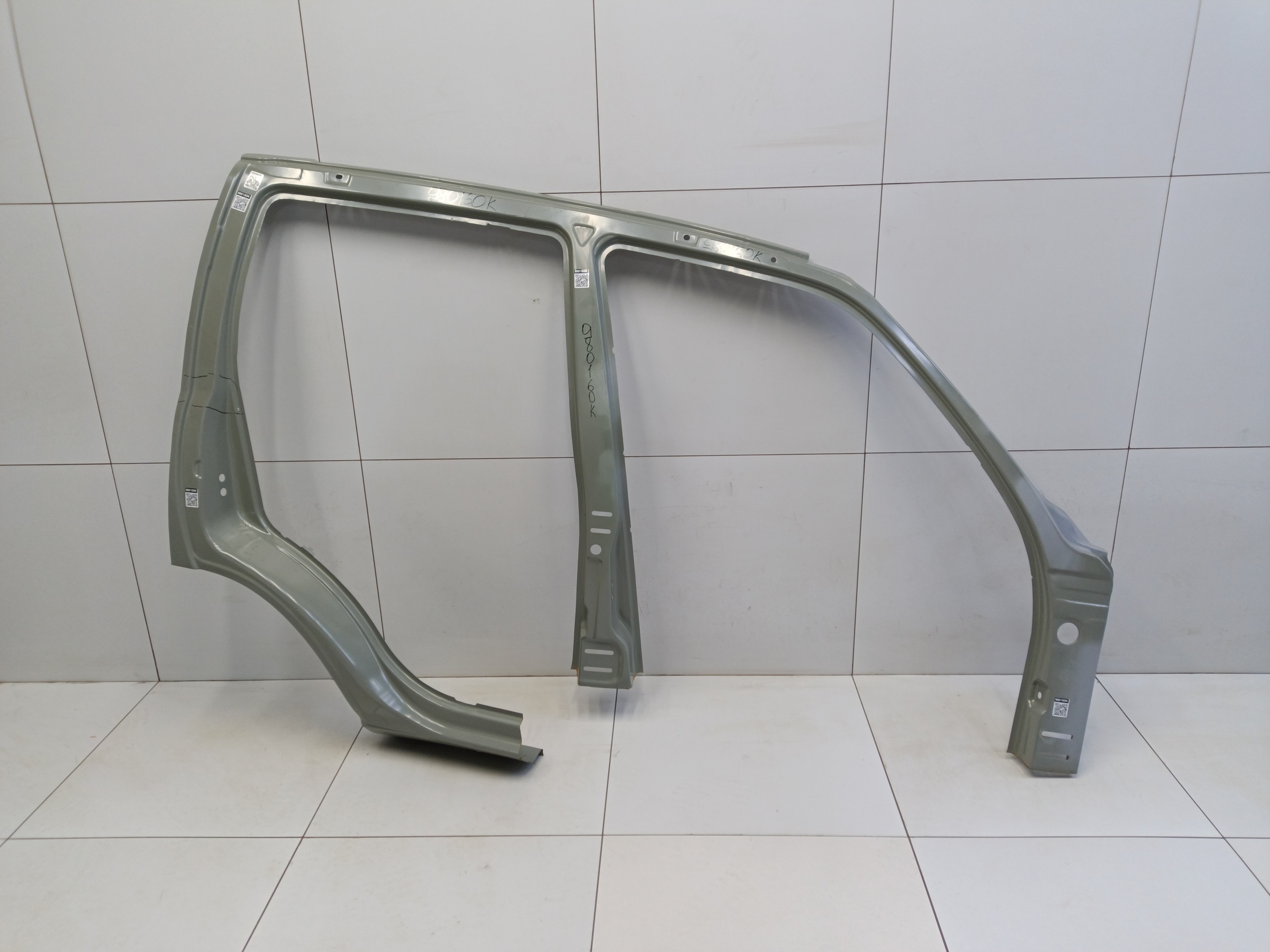 Панель кузова боковая правая Lada Niva Travel