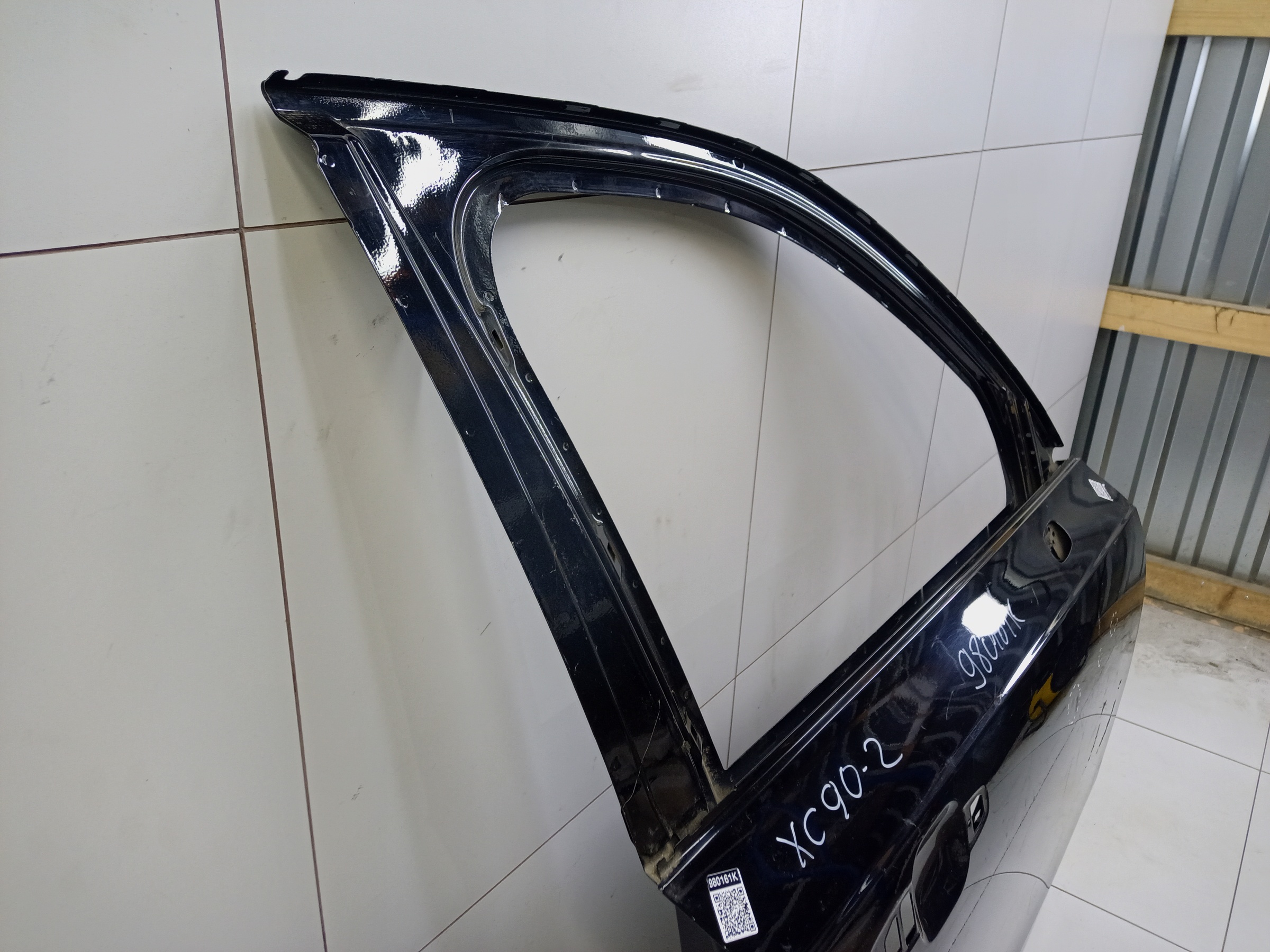 Дверь передняя правая Volvo XC90 2