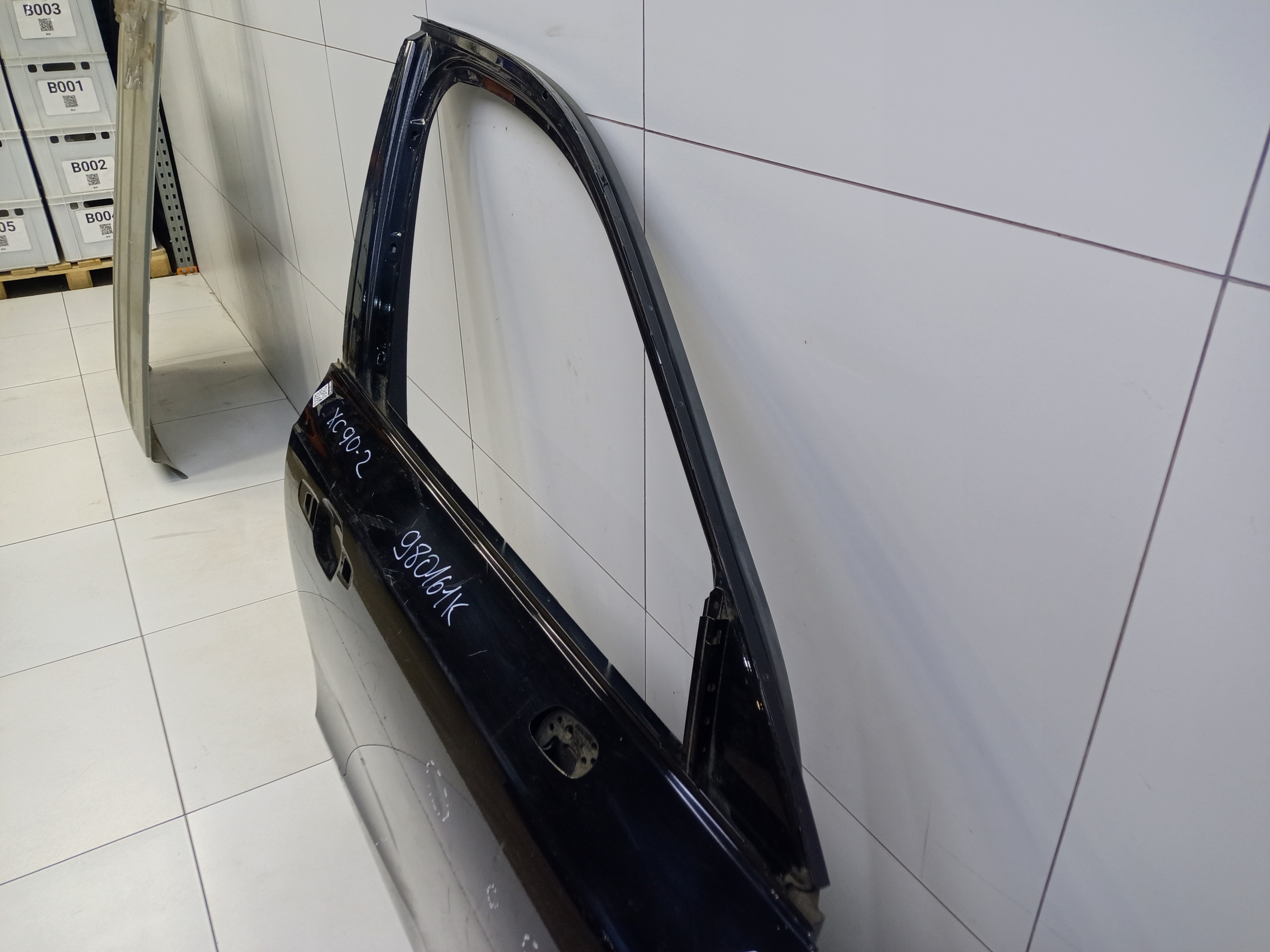 Дверь передняя правая Volvo XC90 2