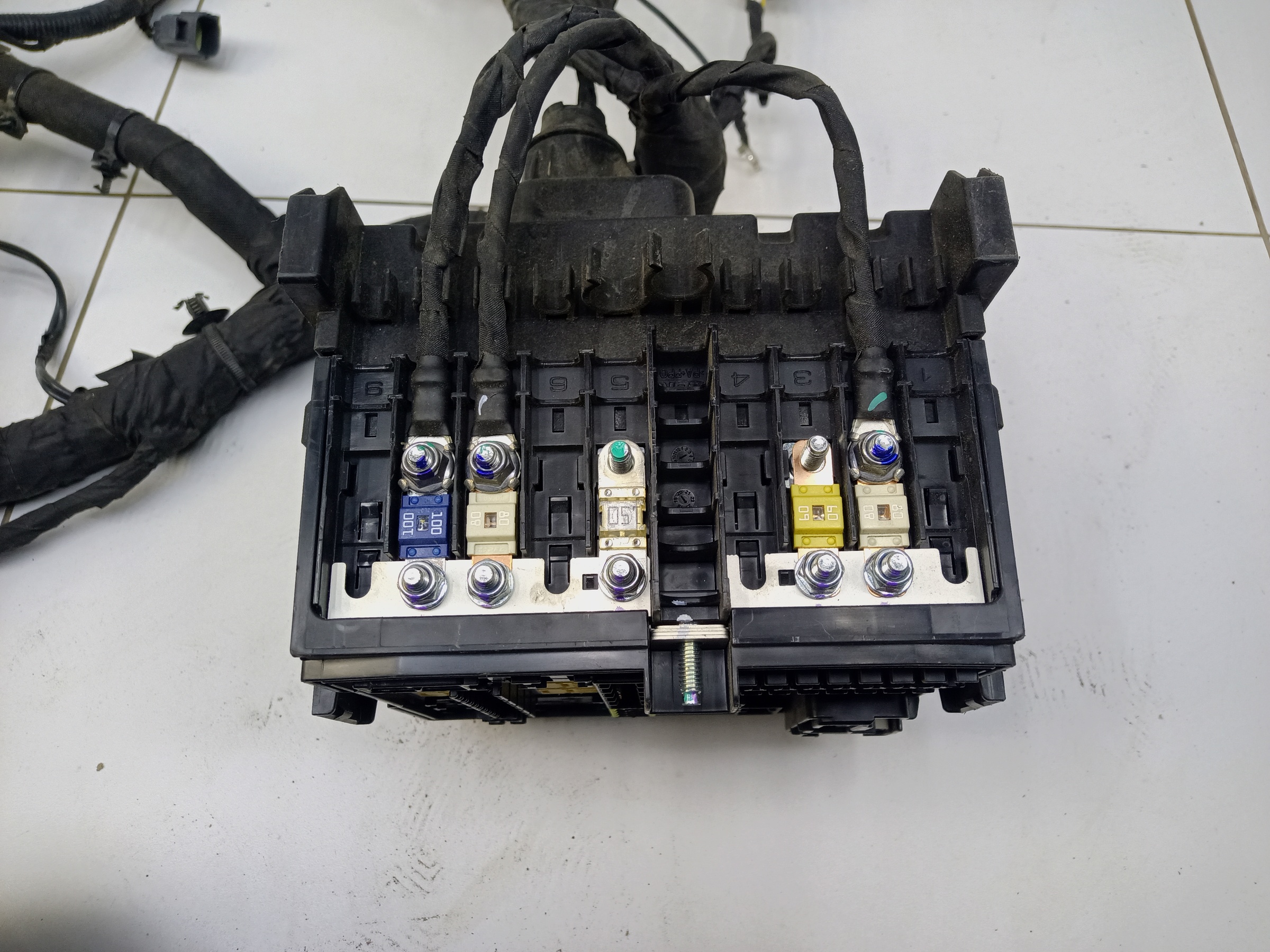 Проводка моторного отсека Jetour Dashing