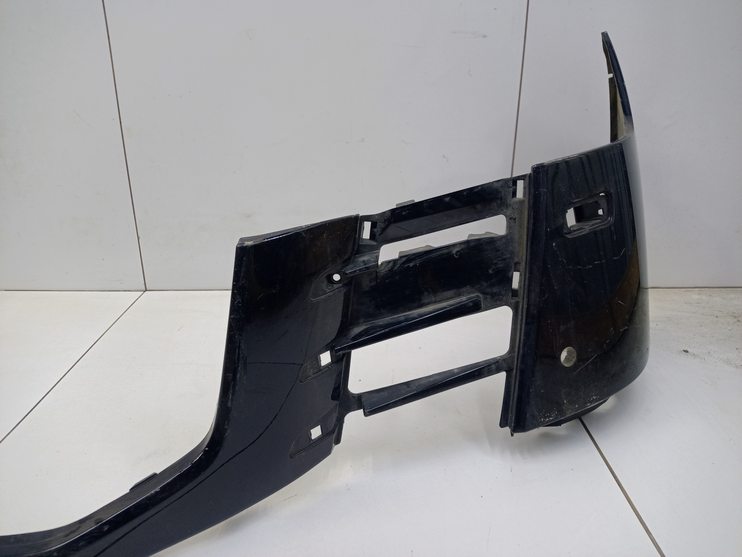 Бампер передний Toyota Land Cruiser 300