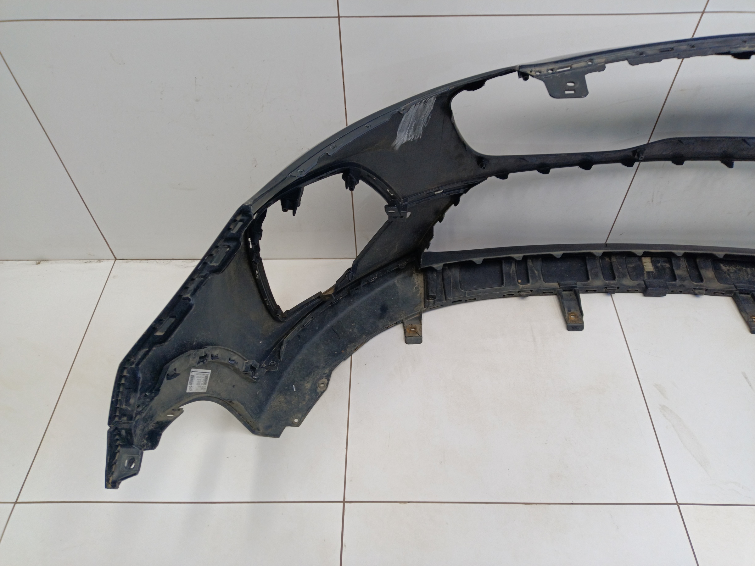 Бампер передний Kia Sportage 4 Restail