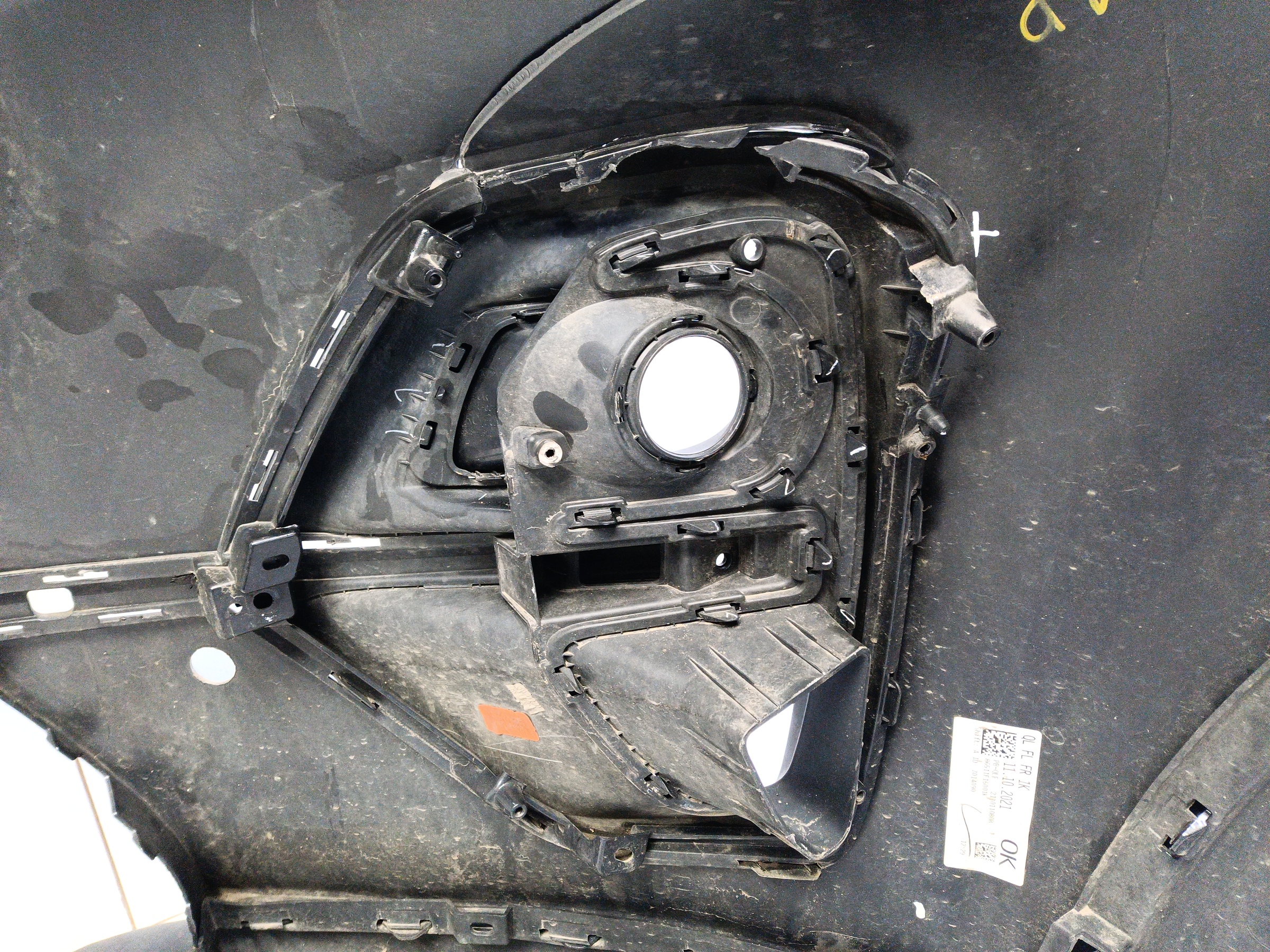 Бампер передний Kia Sportage 4 Restail