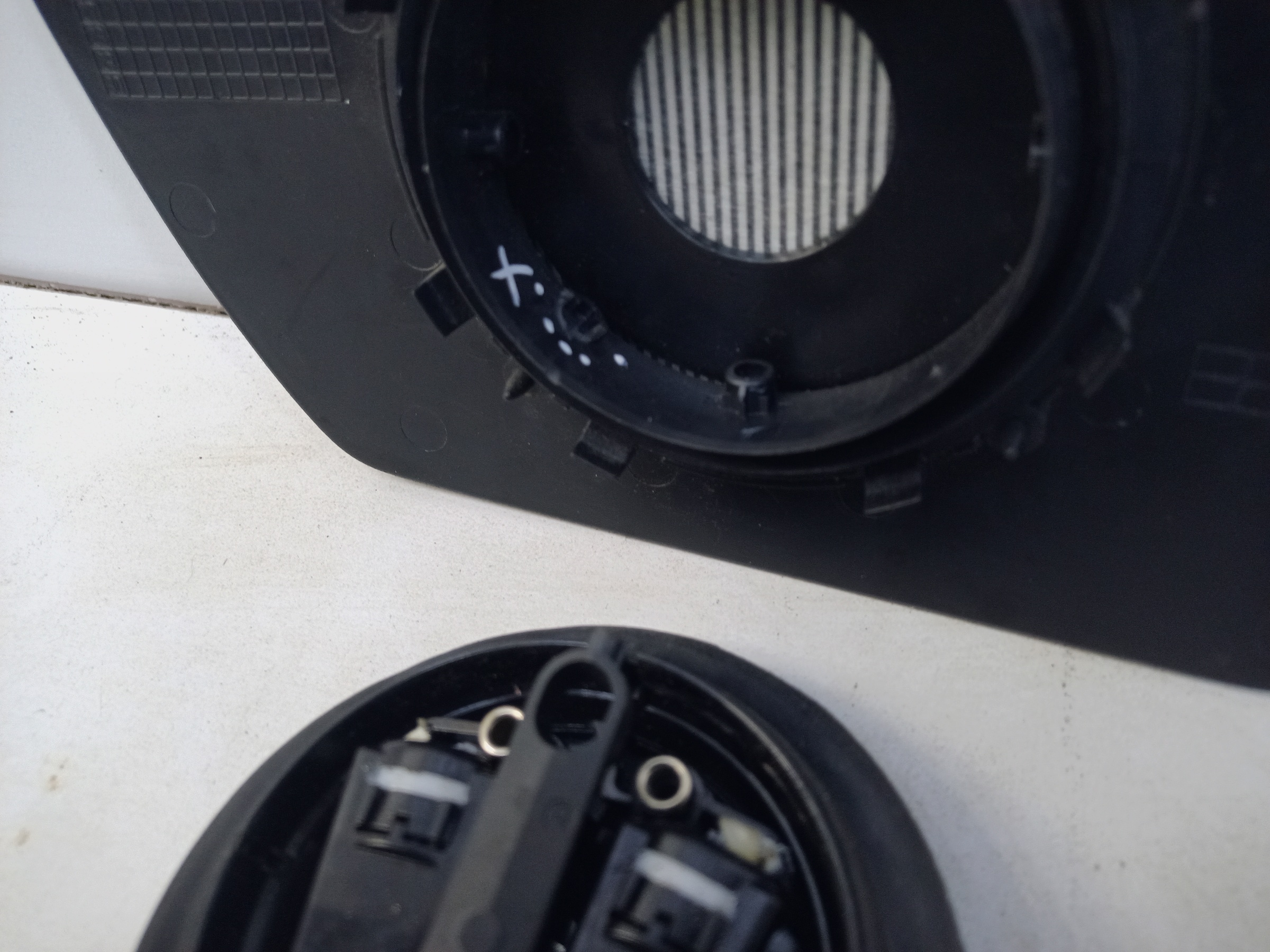 Зеркальный элемент правый Lada Granta