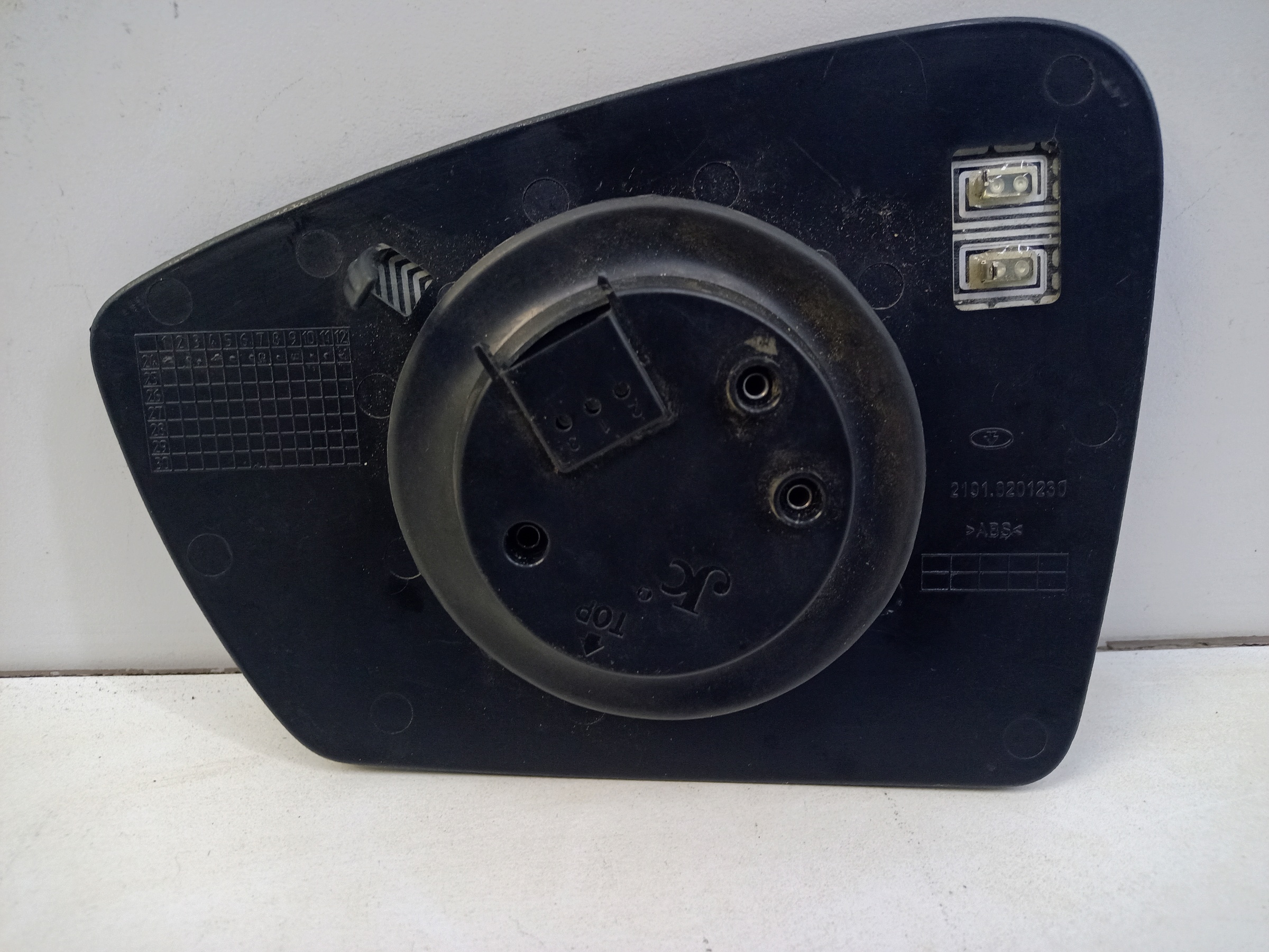 Зеркальный элемент правый Lada Granta