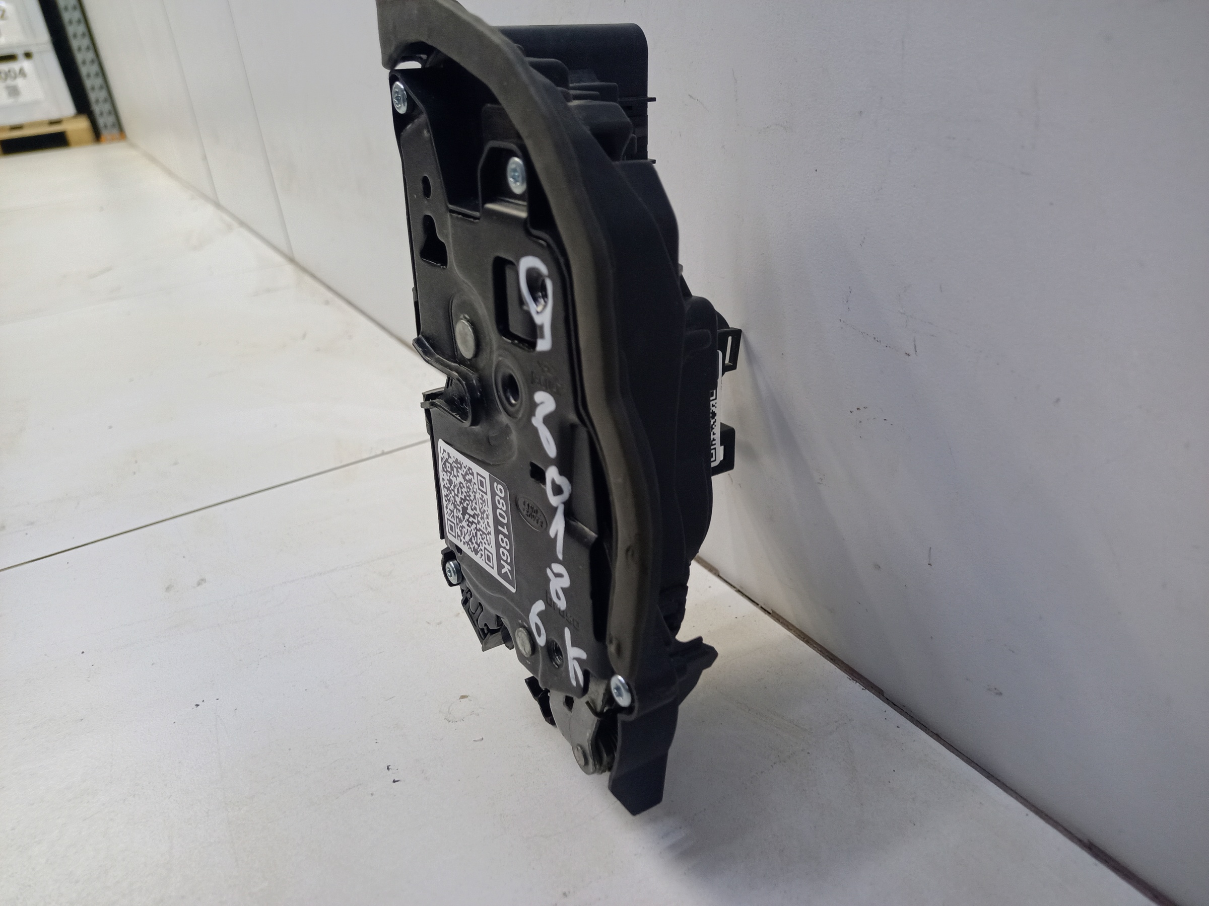 Замок двери задней правой Land Rover Range Rover 5