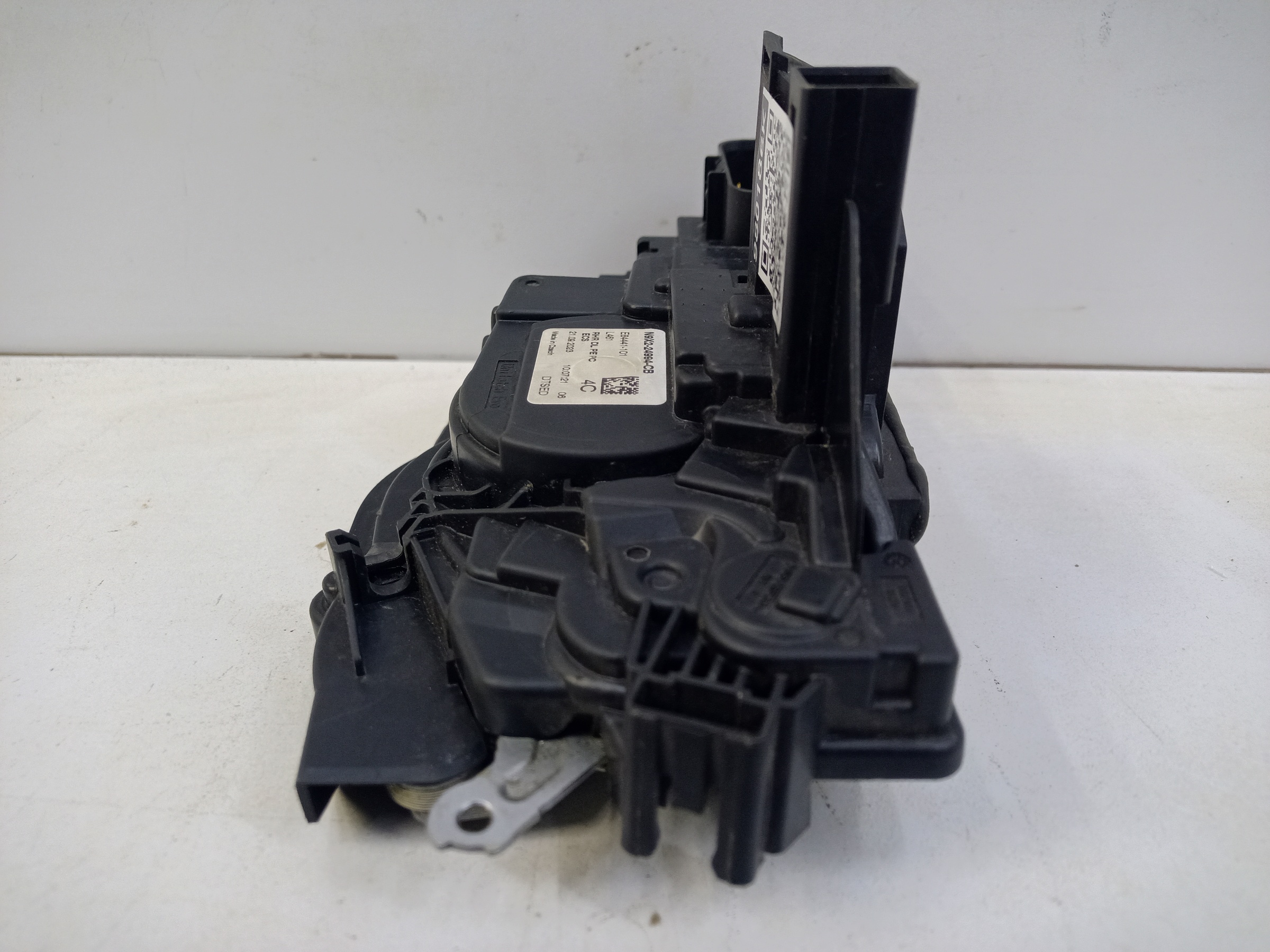 Замок двери задней правой Land Rover Range Rover 5