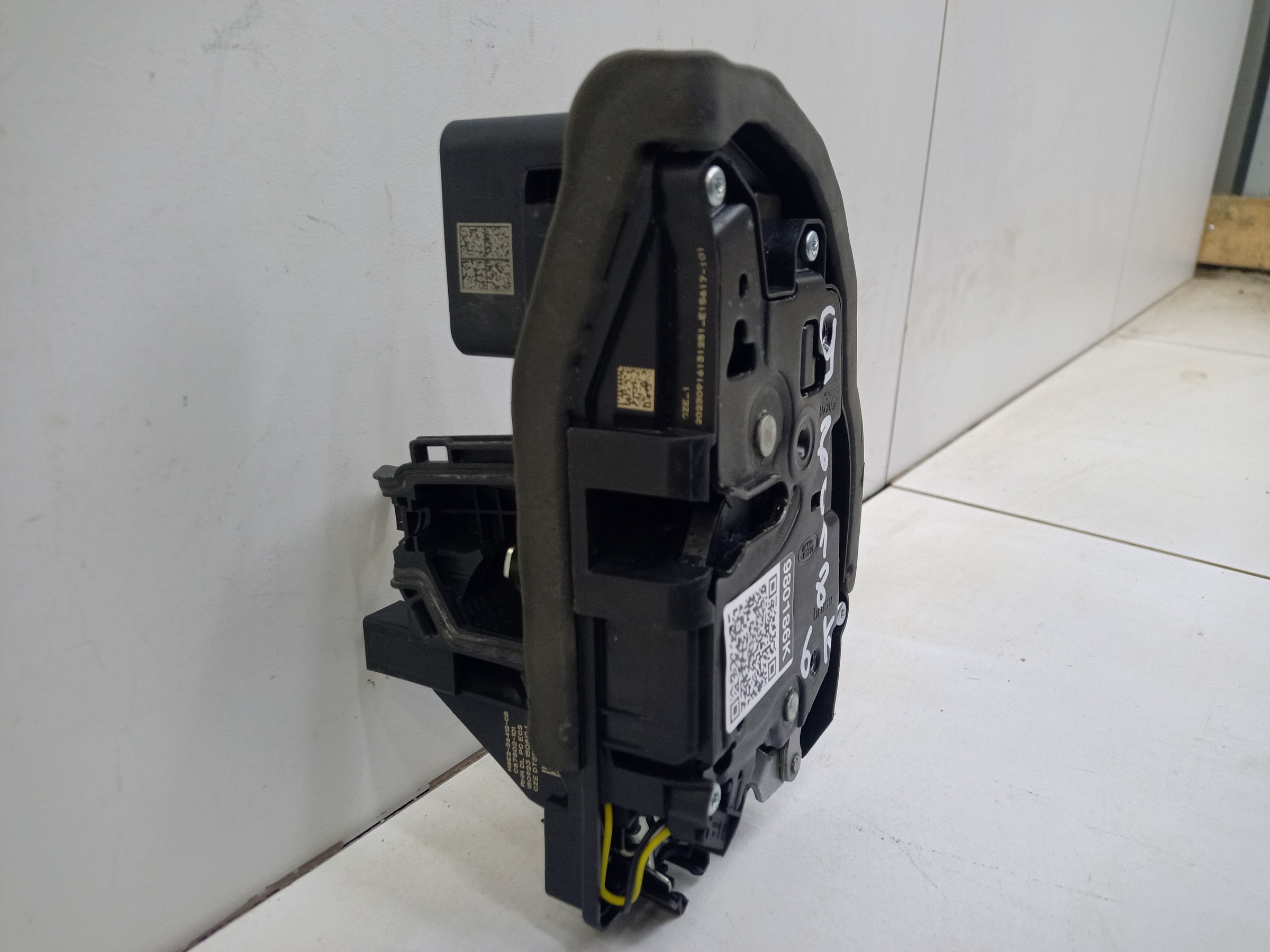 Замок двери задней правой Land Rover Range Rover 5